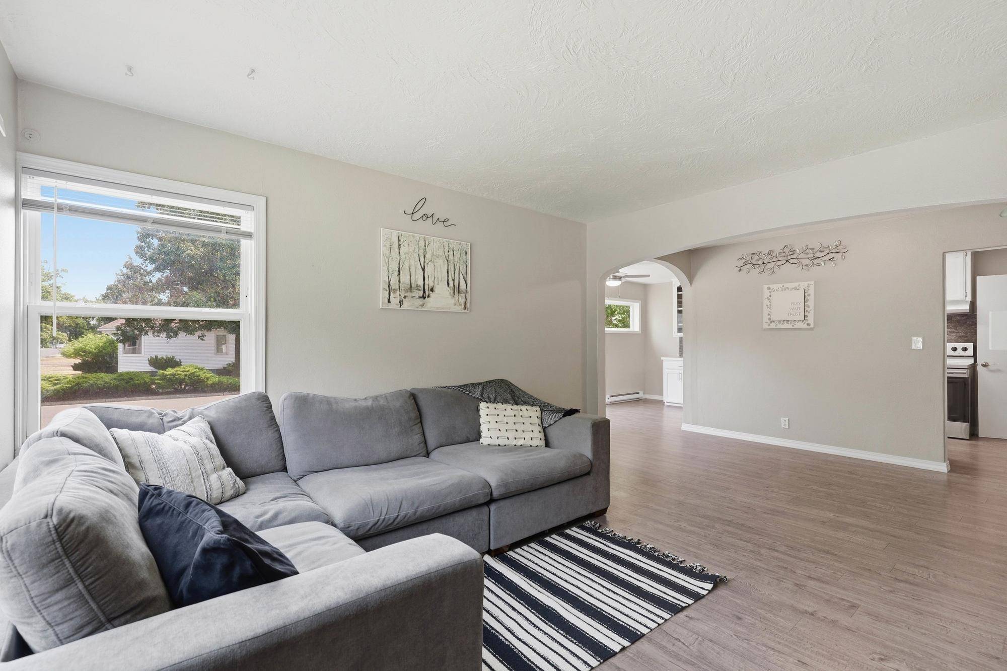 303 W Queen Ave, Spokane, WA 99205