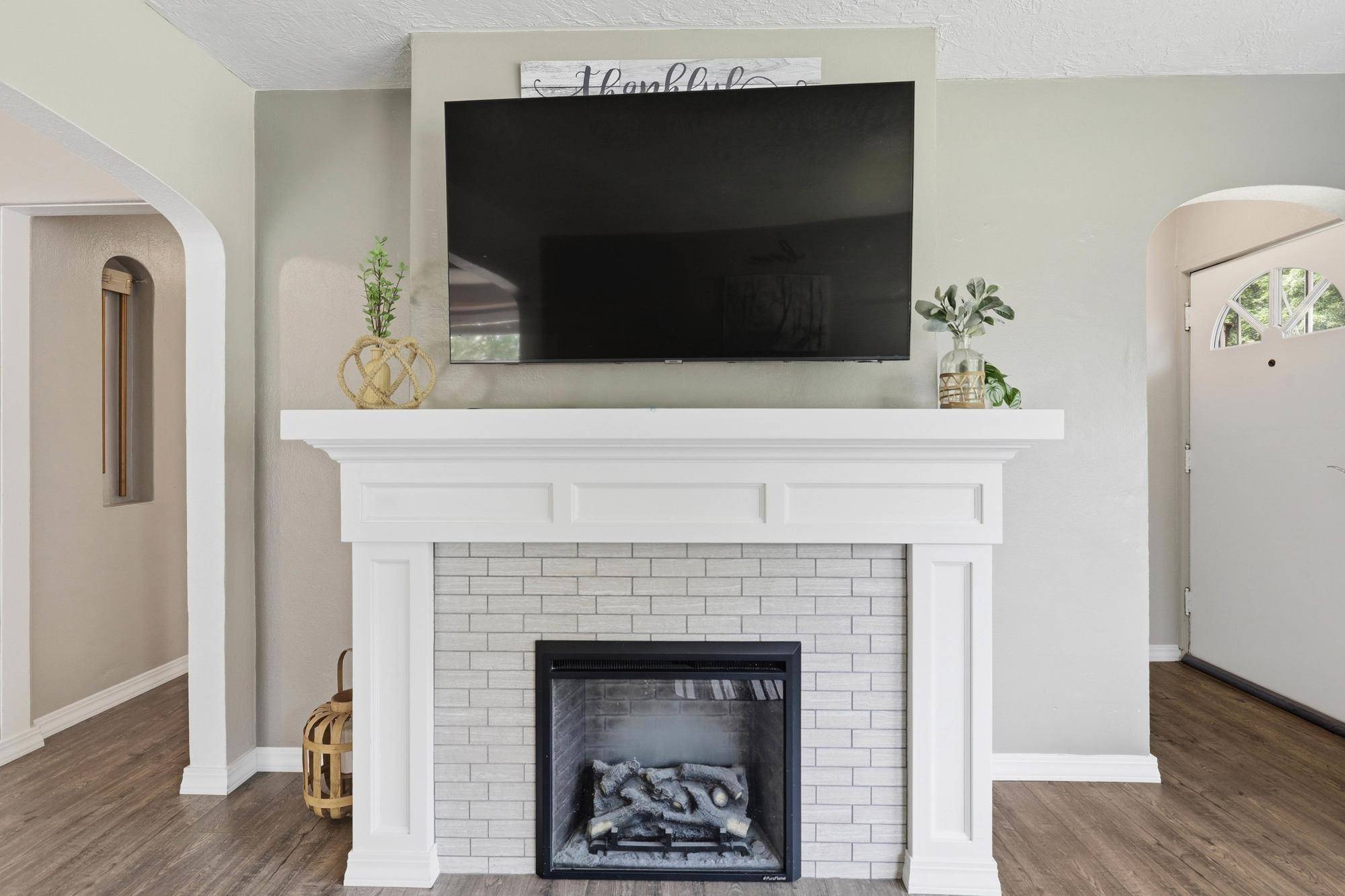 303 W Queen Ave, Spokane, WA 99205