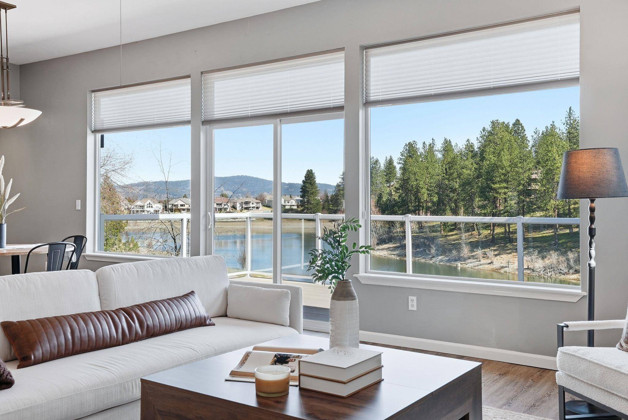 859 S Shelley Lake Ln, Spokane Valley, WA 99037