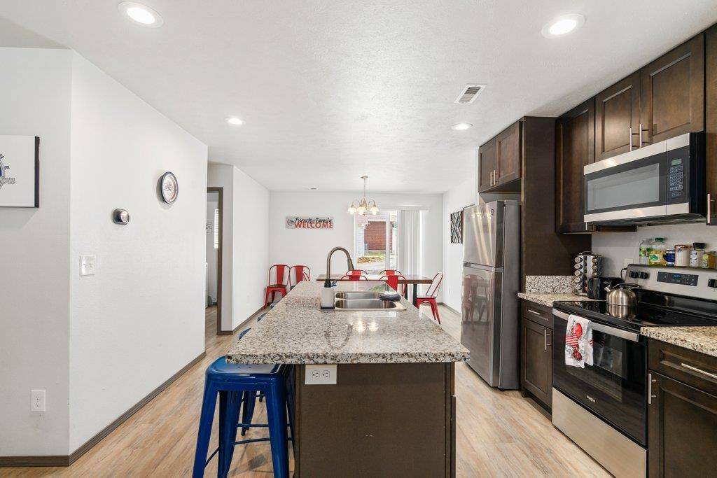 1422 N Wall St, Spokane, WA 99201