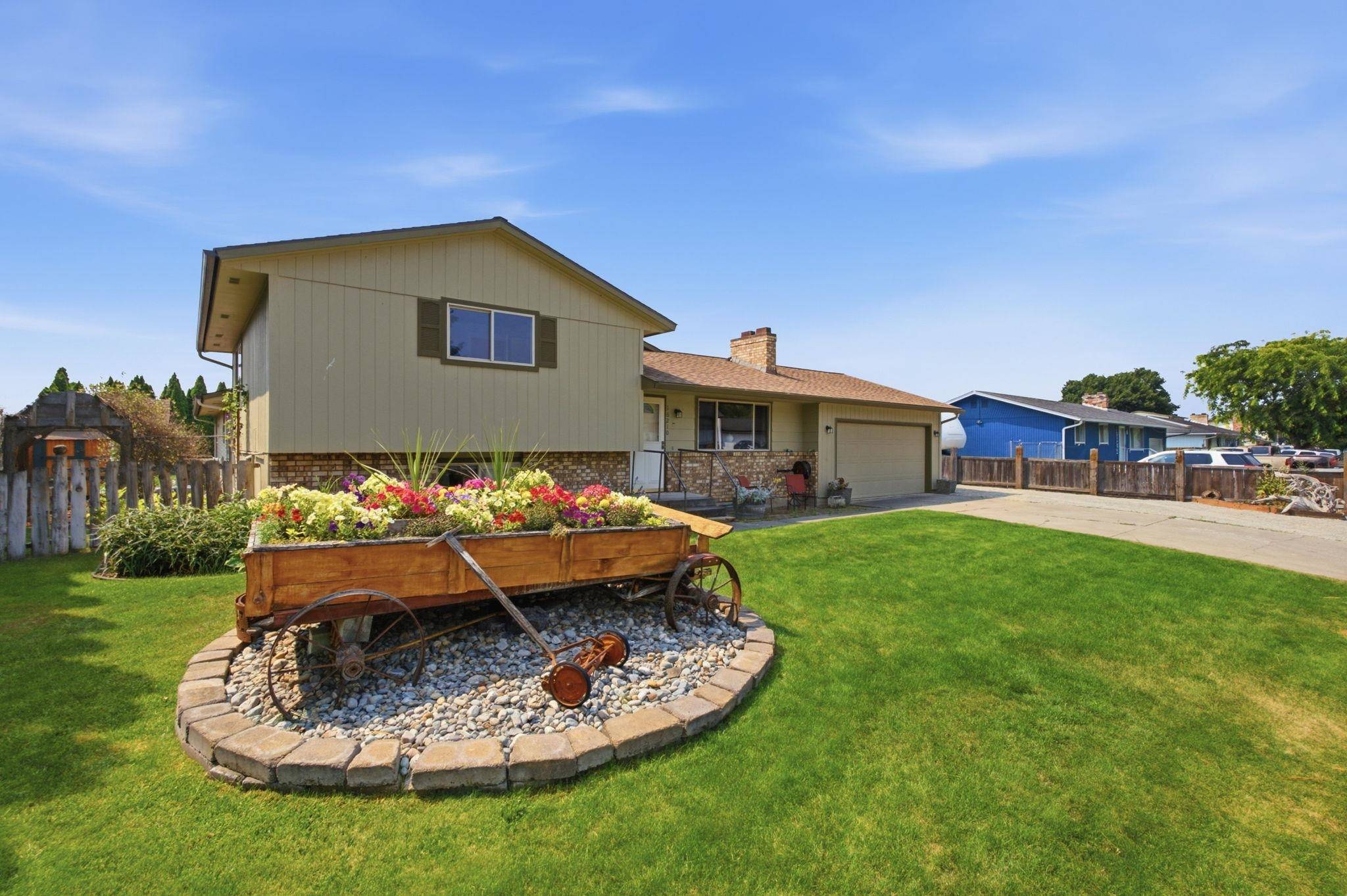 16210 E Rich Ave, Spokane Valley, WA 99216