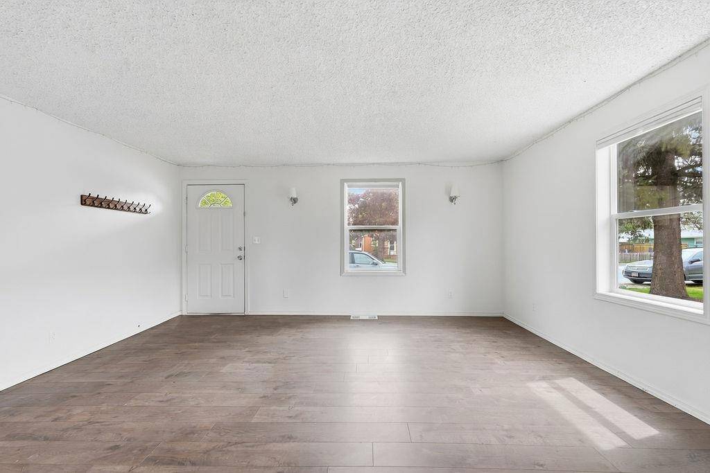 4317 N Evergreen Rd, Spokane, WA 99216