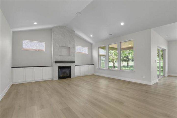 1109 -15 N Country Club Dr #Unit 15, Deer Park, WA 99006