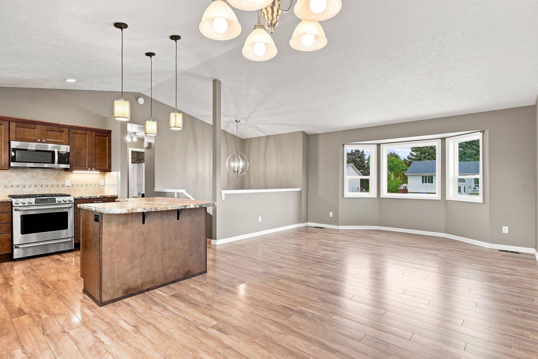 5607 N Malta St, Newman Lake, WA 99025