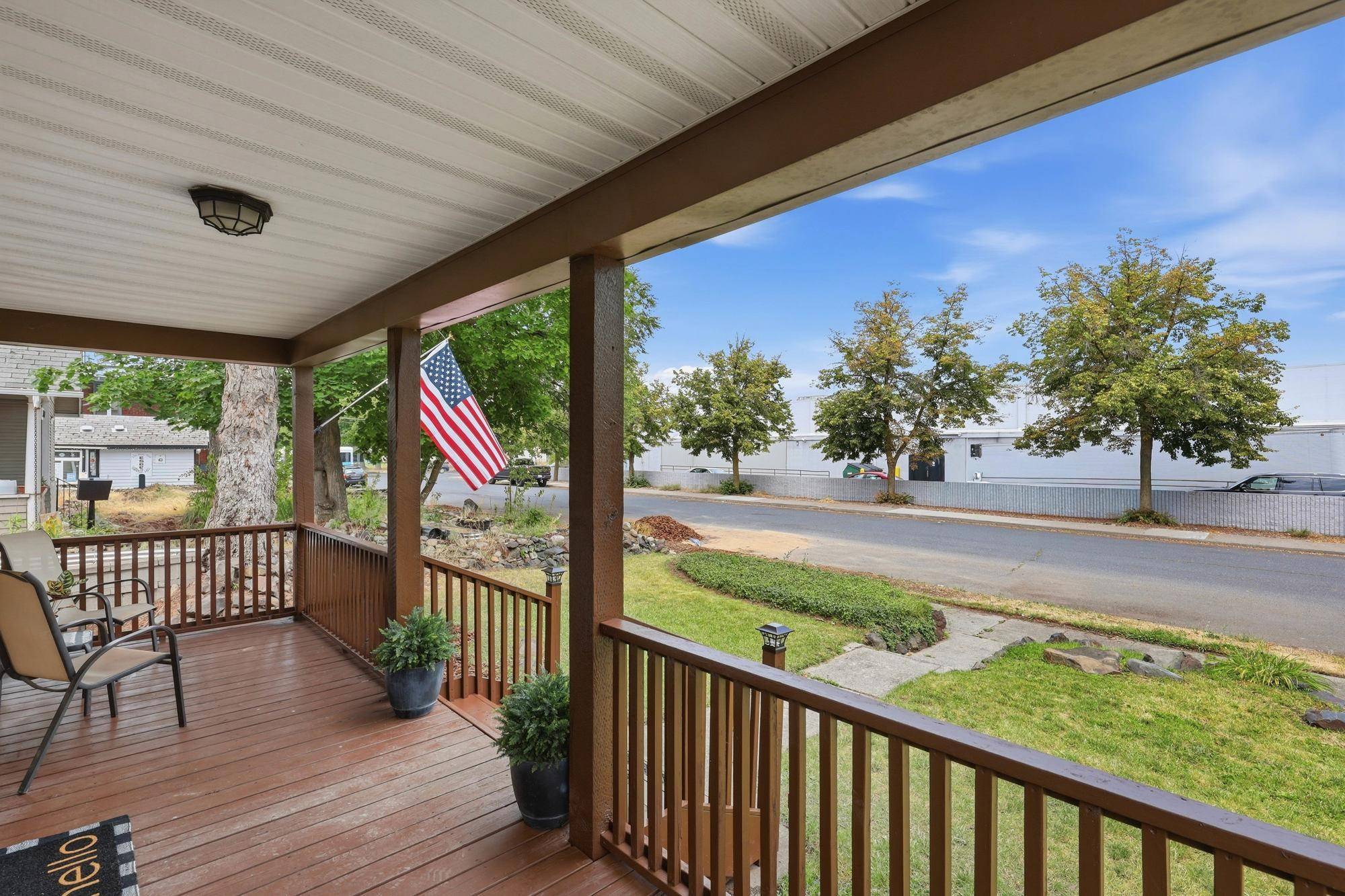 1611 W Mansfield Ave, Spokane, WA 99205