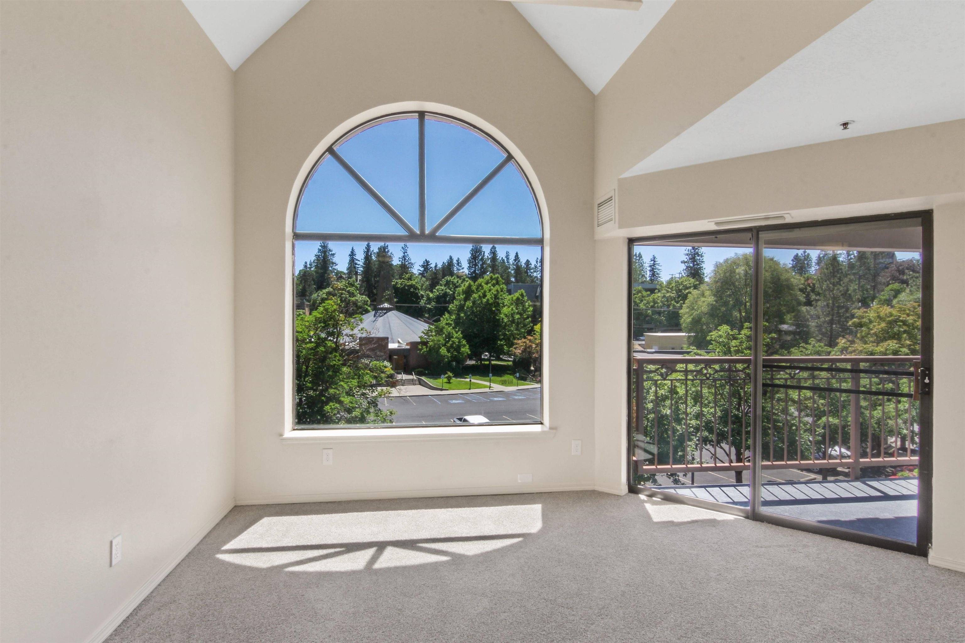 221 E Rockwood Blvd #514, Spokane, WA 99202-0000