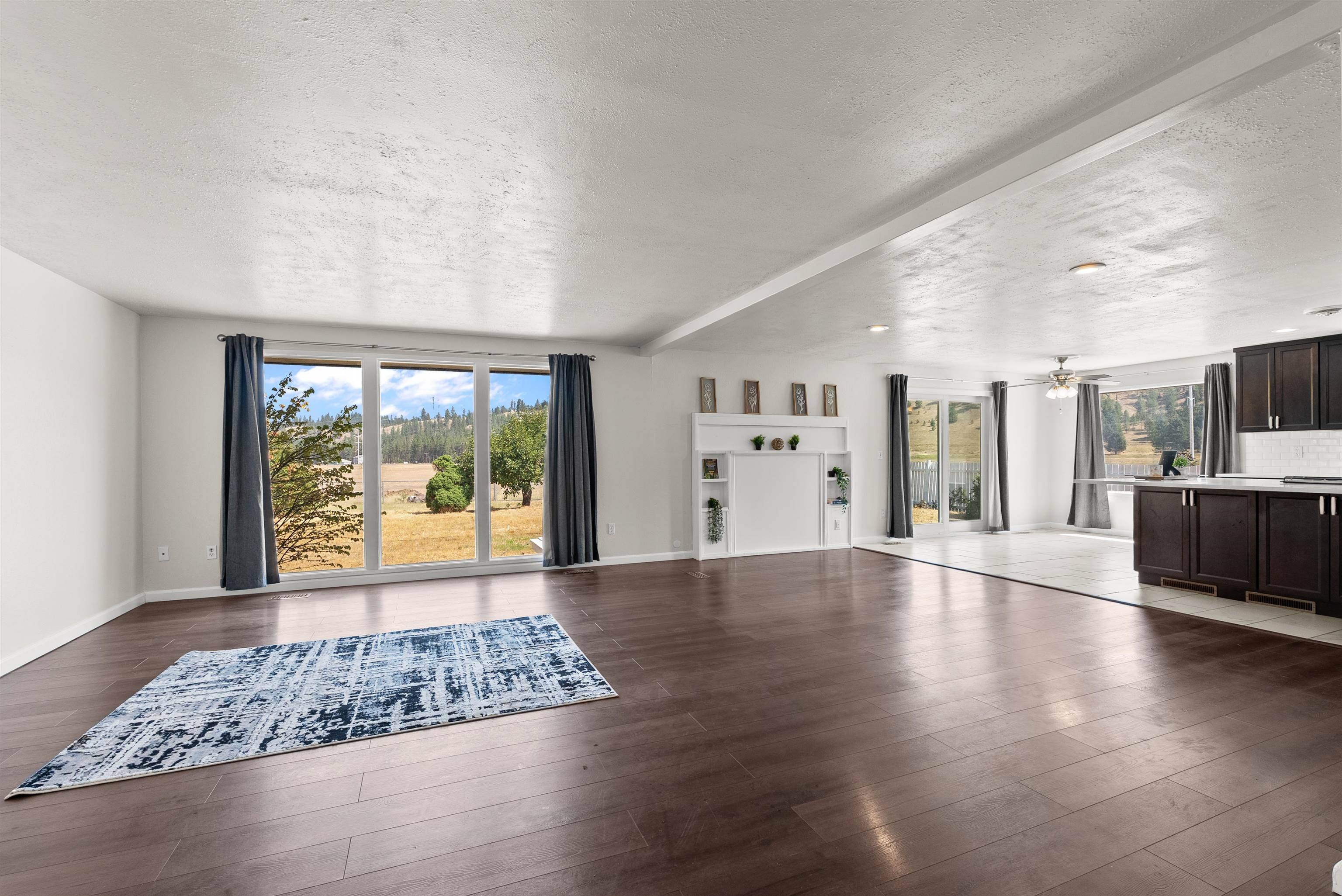 6806 W Johannsen Ave, Nine Mile Falls, WA 99026