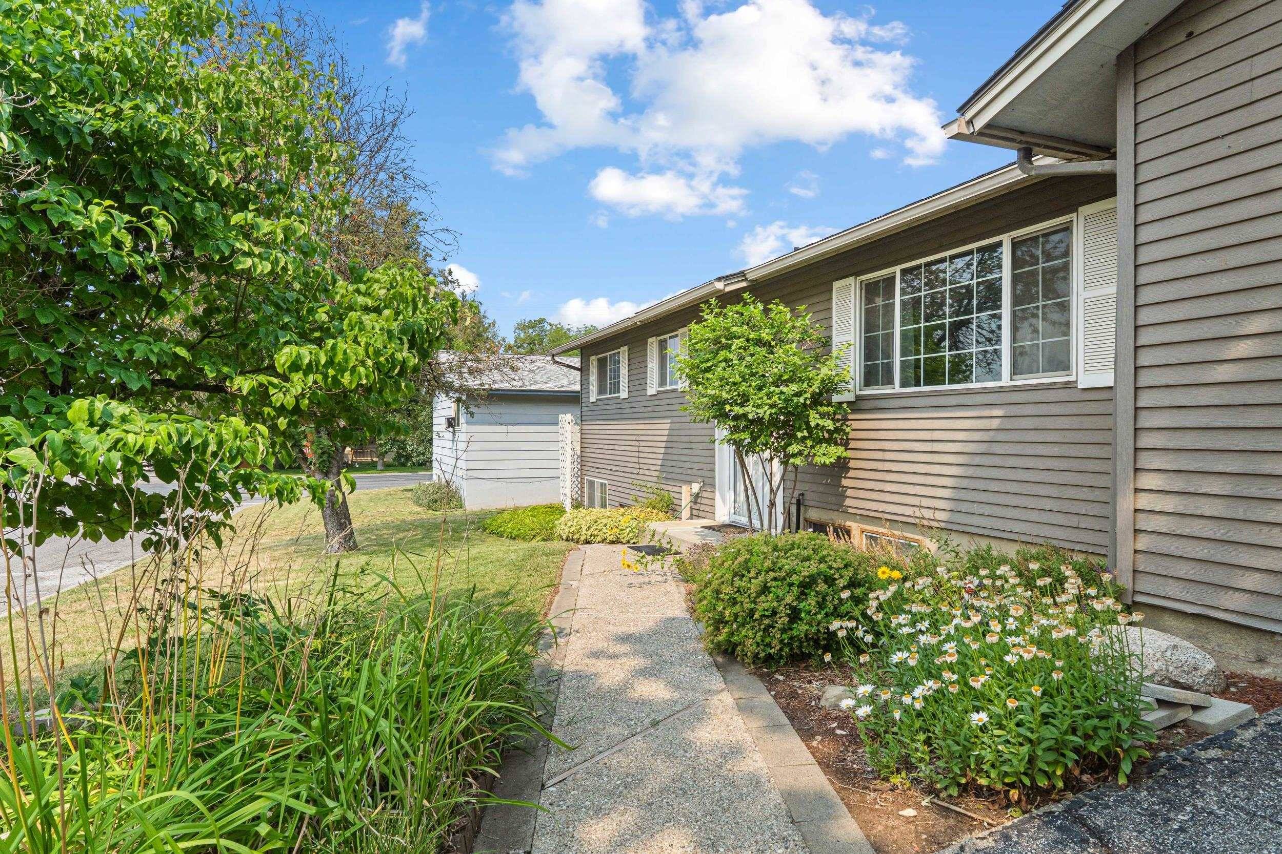 1607 E Ivy Ave, Colville, WA 99114-0000