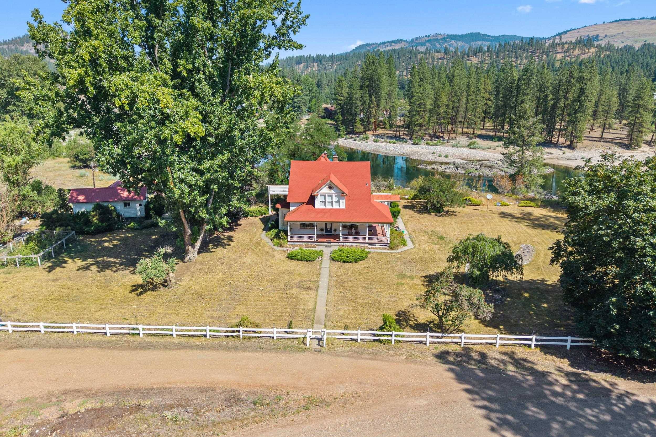 2339 Kettle River Rd, Kettle Falls, WA 99141