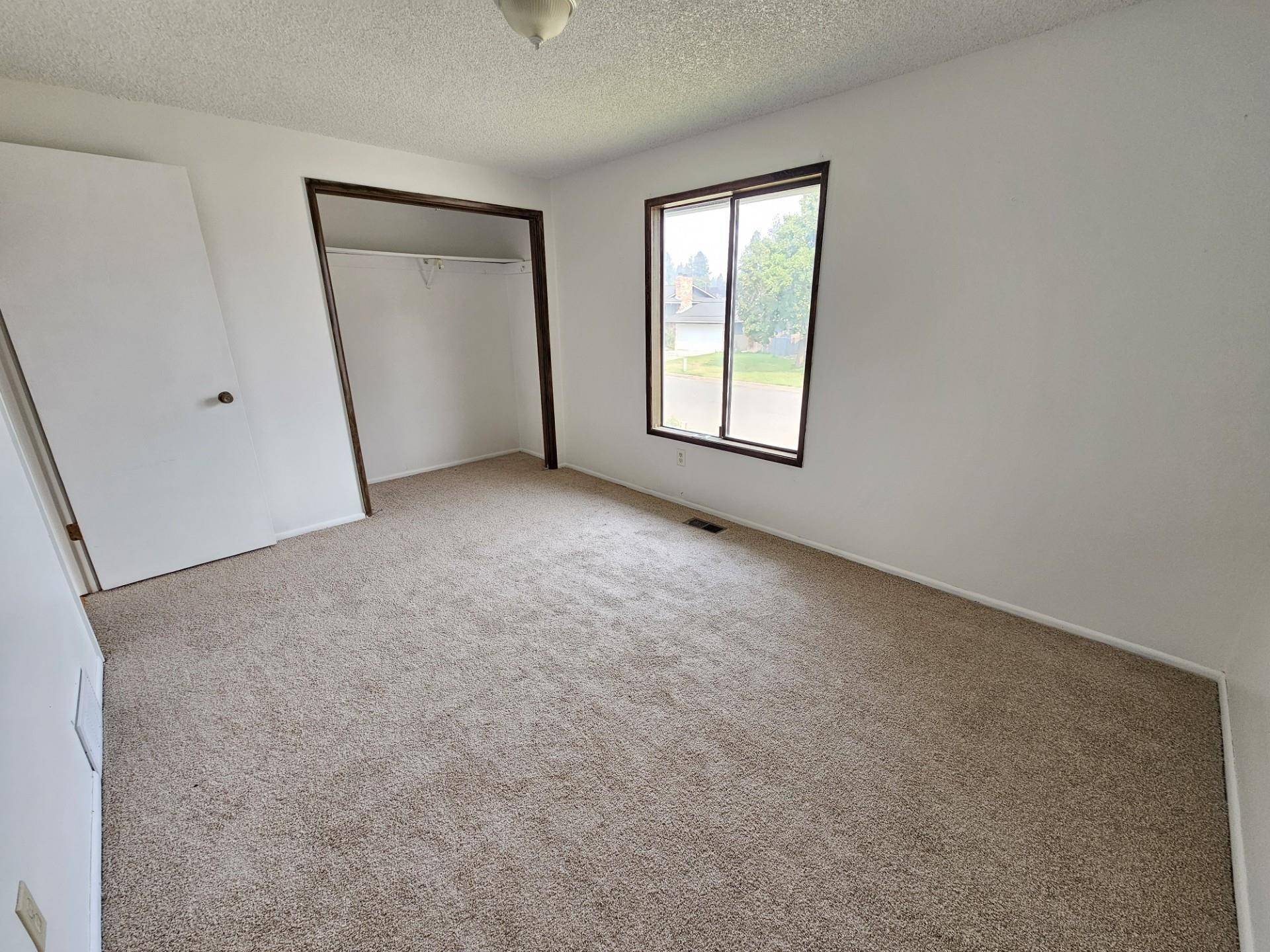 1620 E 58TH Ave, Spokane, WA 99223