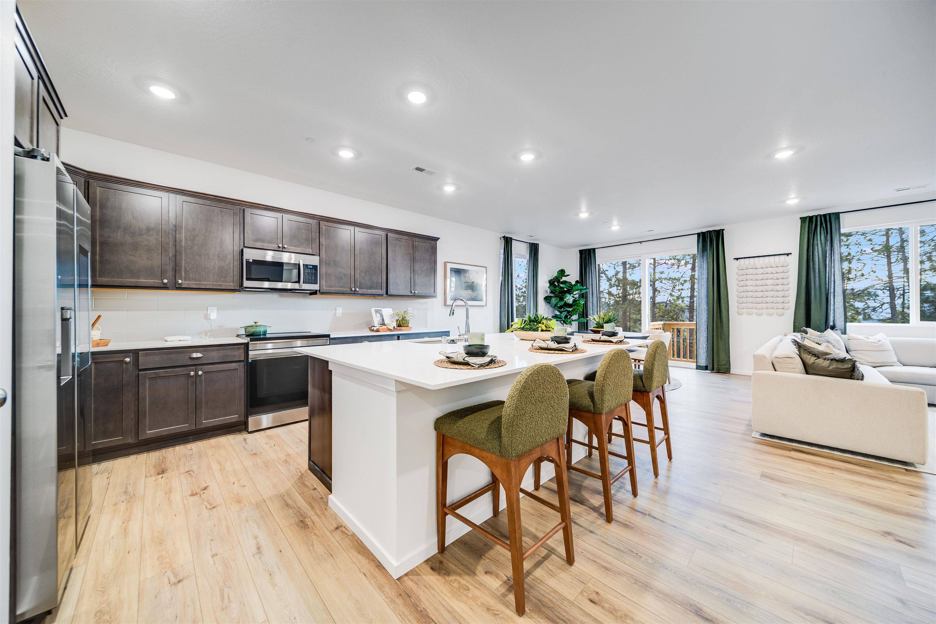 16349 E 30th Ln, Spokane Valley, WA 99037