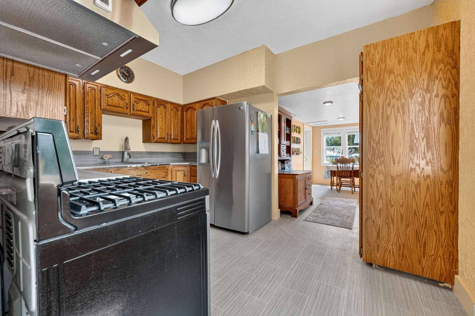 910 N 3rd St, Chewelah, WA 99109
