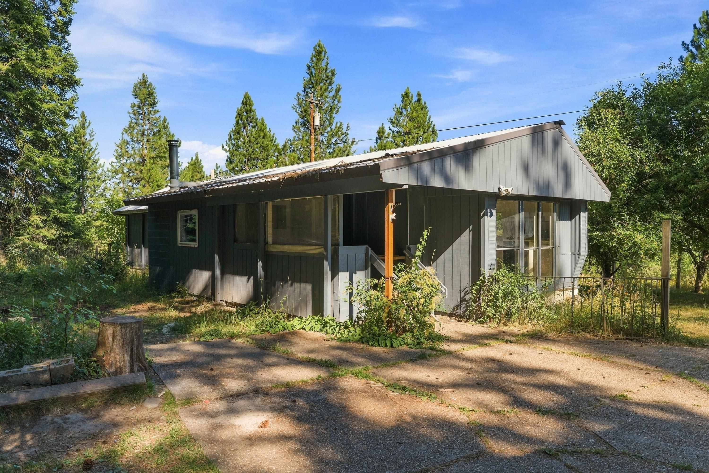 2132 Nicholson Rd, Elk, WA 99009