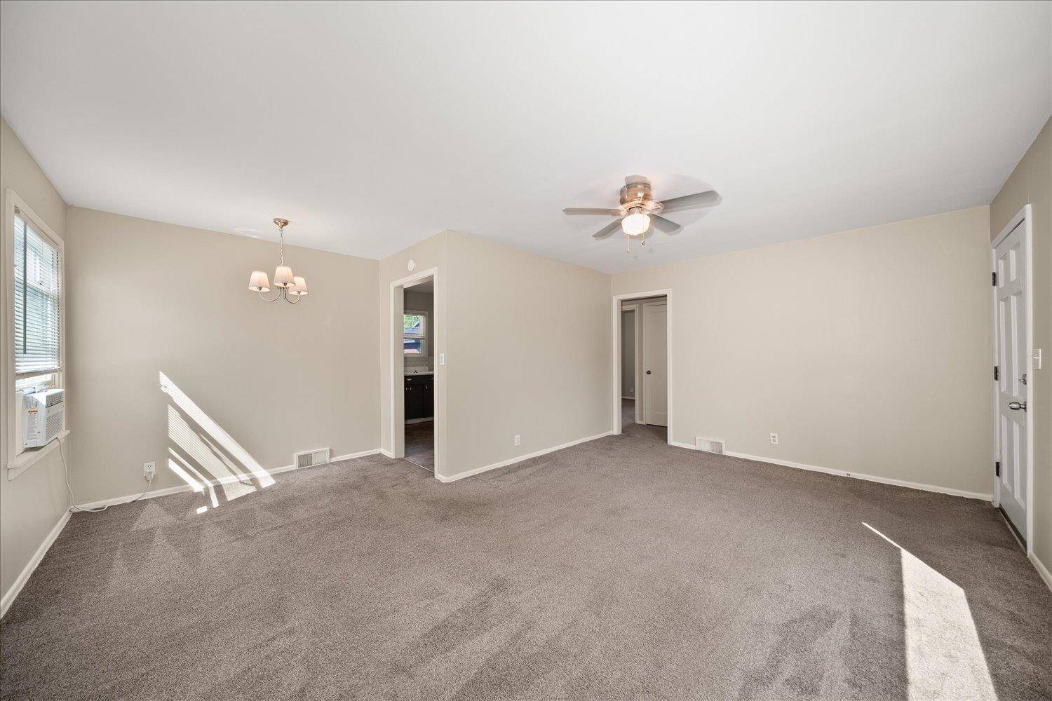 1317 E 33rd Ave, Spokane, WA 99203