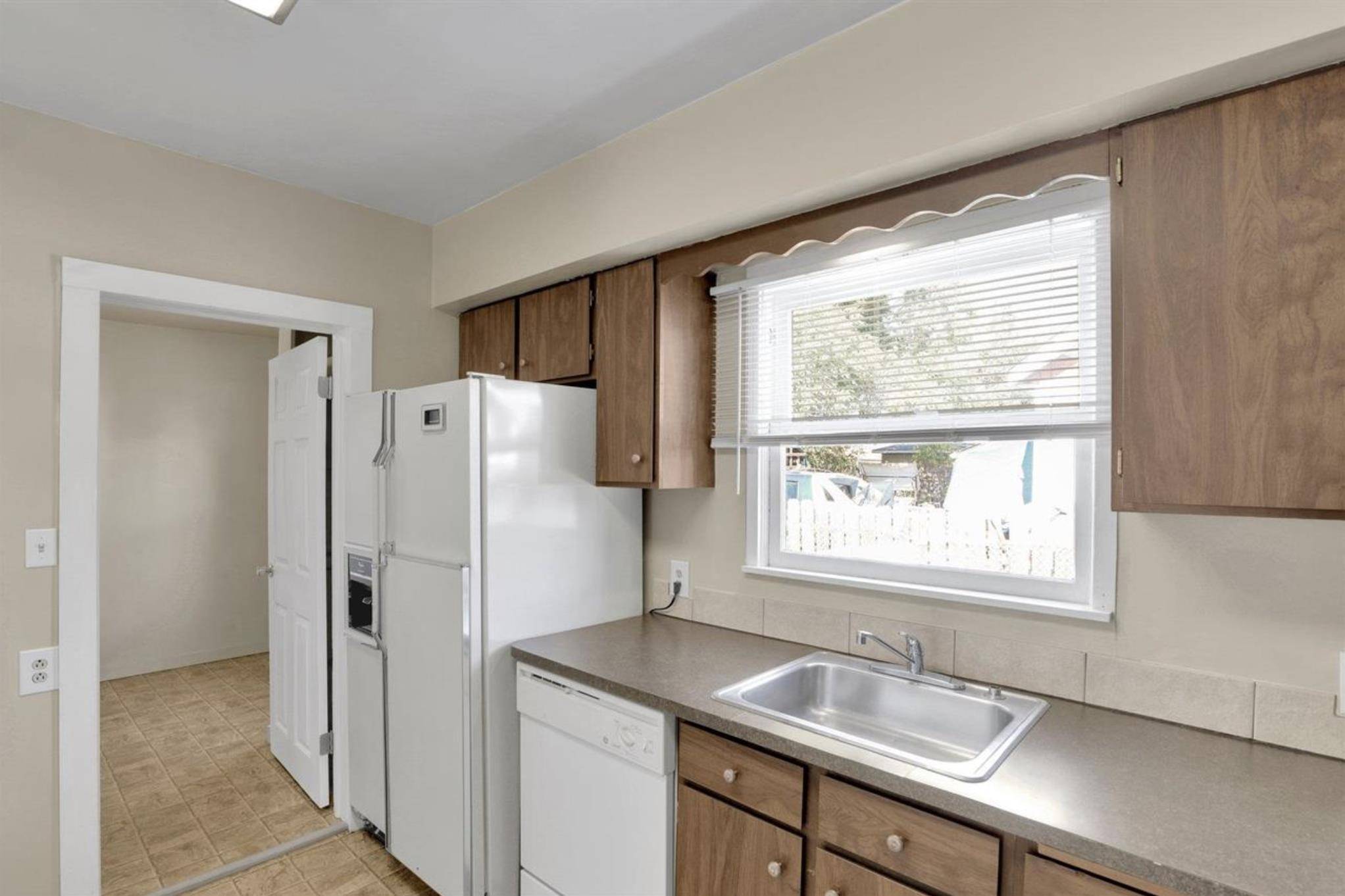 1407 E Broad Ave, Spokane, WA 99207