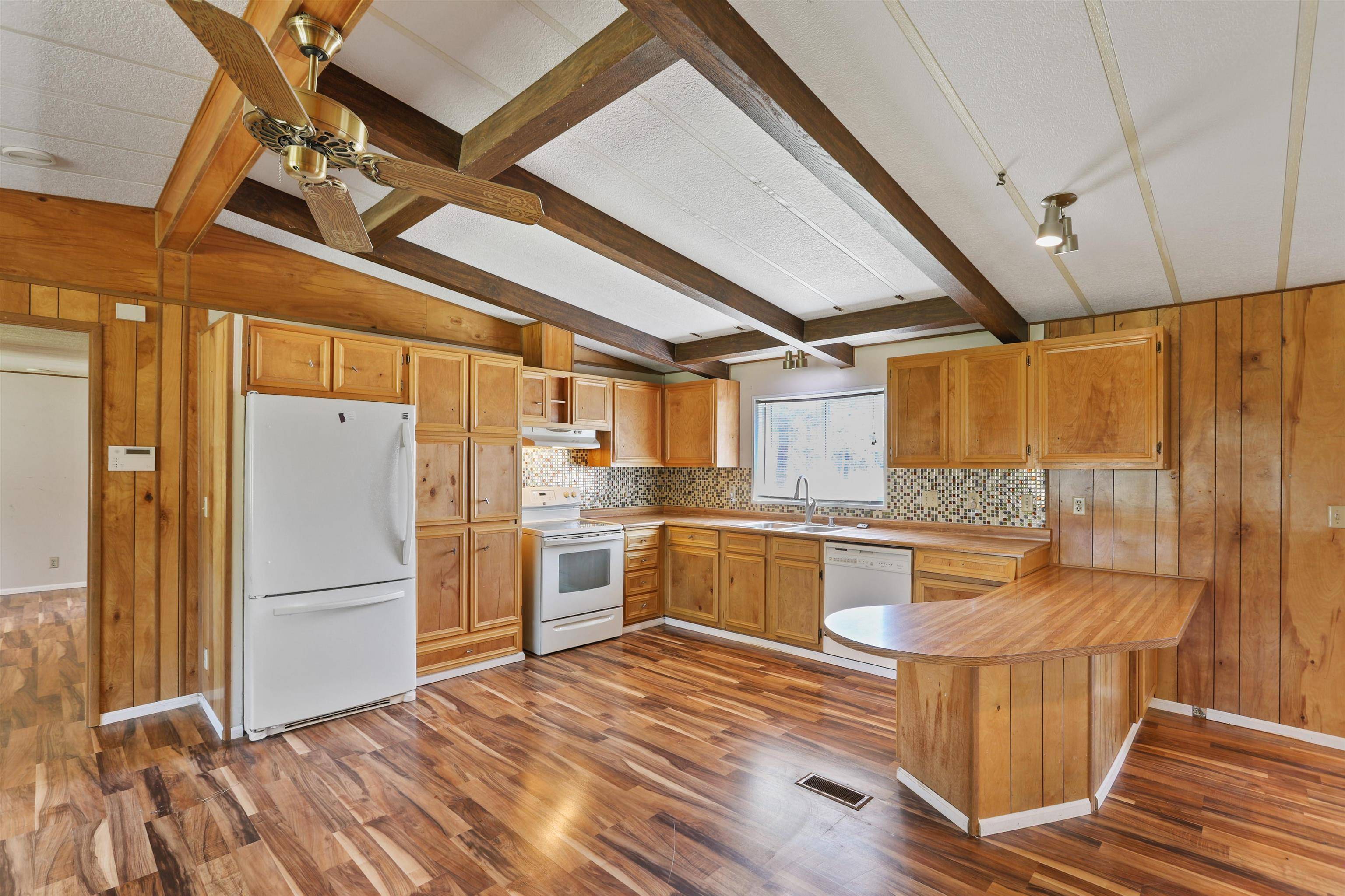 14615 W Lance Hill Rd, Cheney, WA 99004-9711
