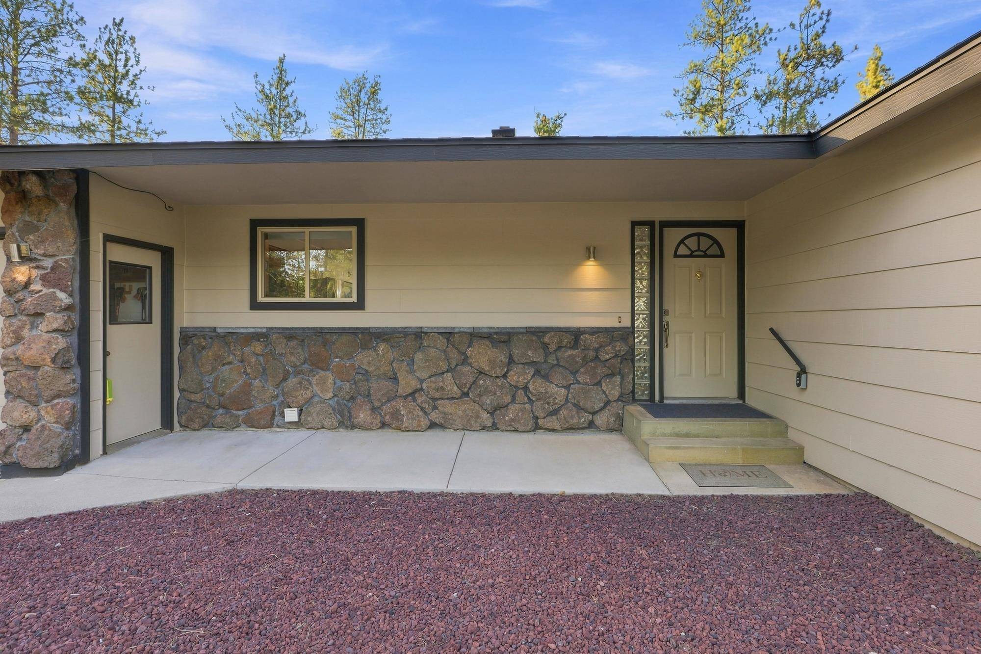 21808 W Bannock Ave, Medical Lake, WA 99022