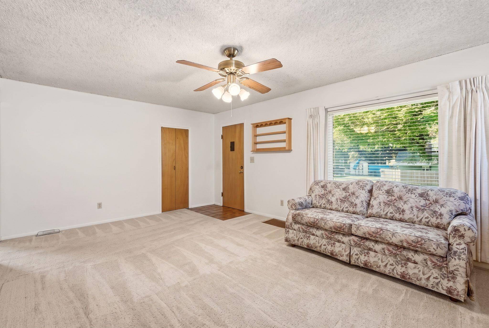 421 E Courtland Ave, Spokane, WA 99207