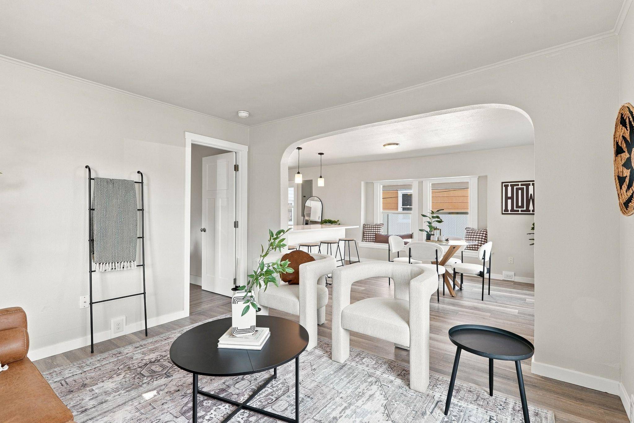 913 E Longfellow Ave, Spokane, WA 99207