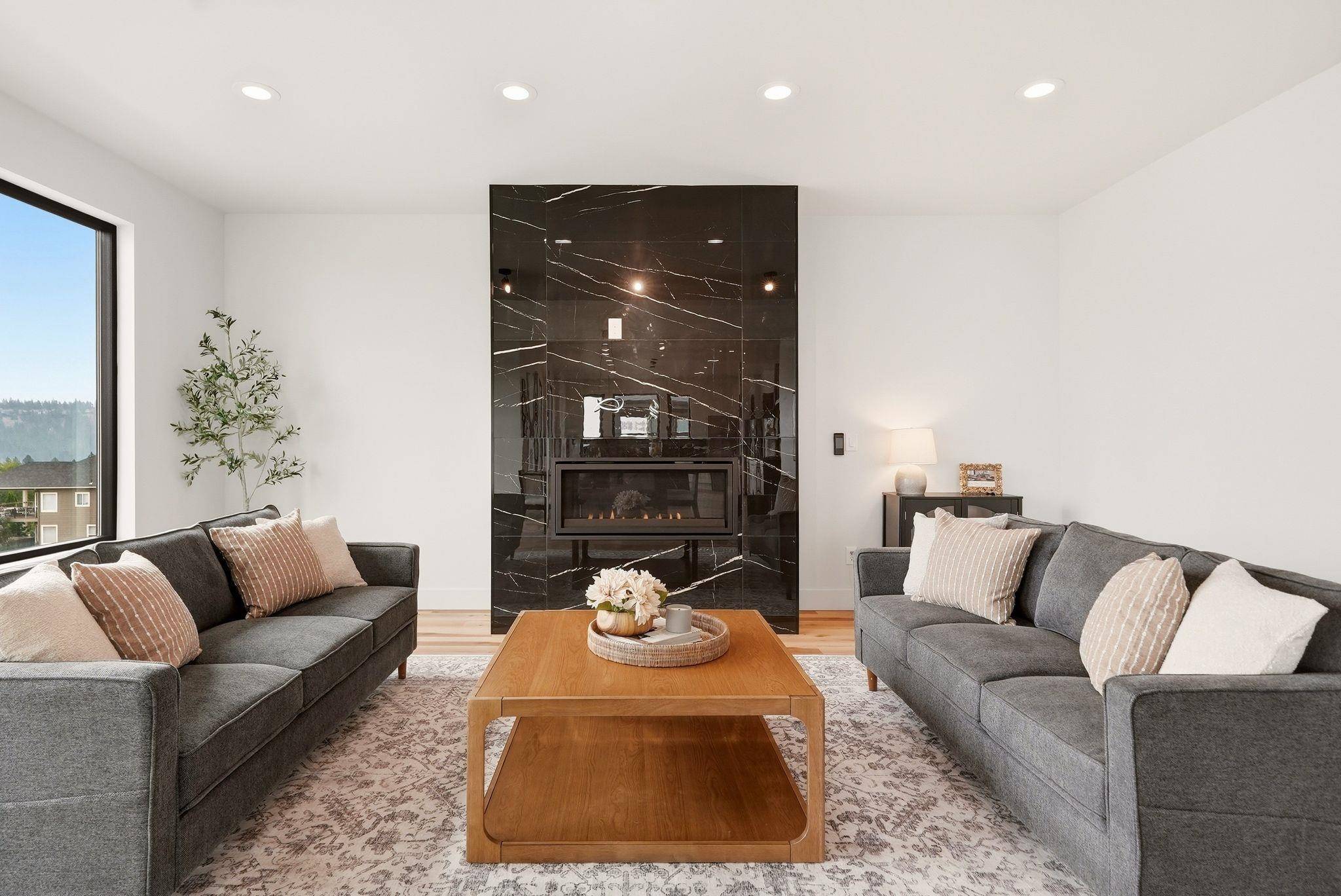 5030 S Lincoln WAY, Spokane, WA 99224