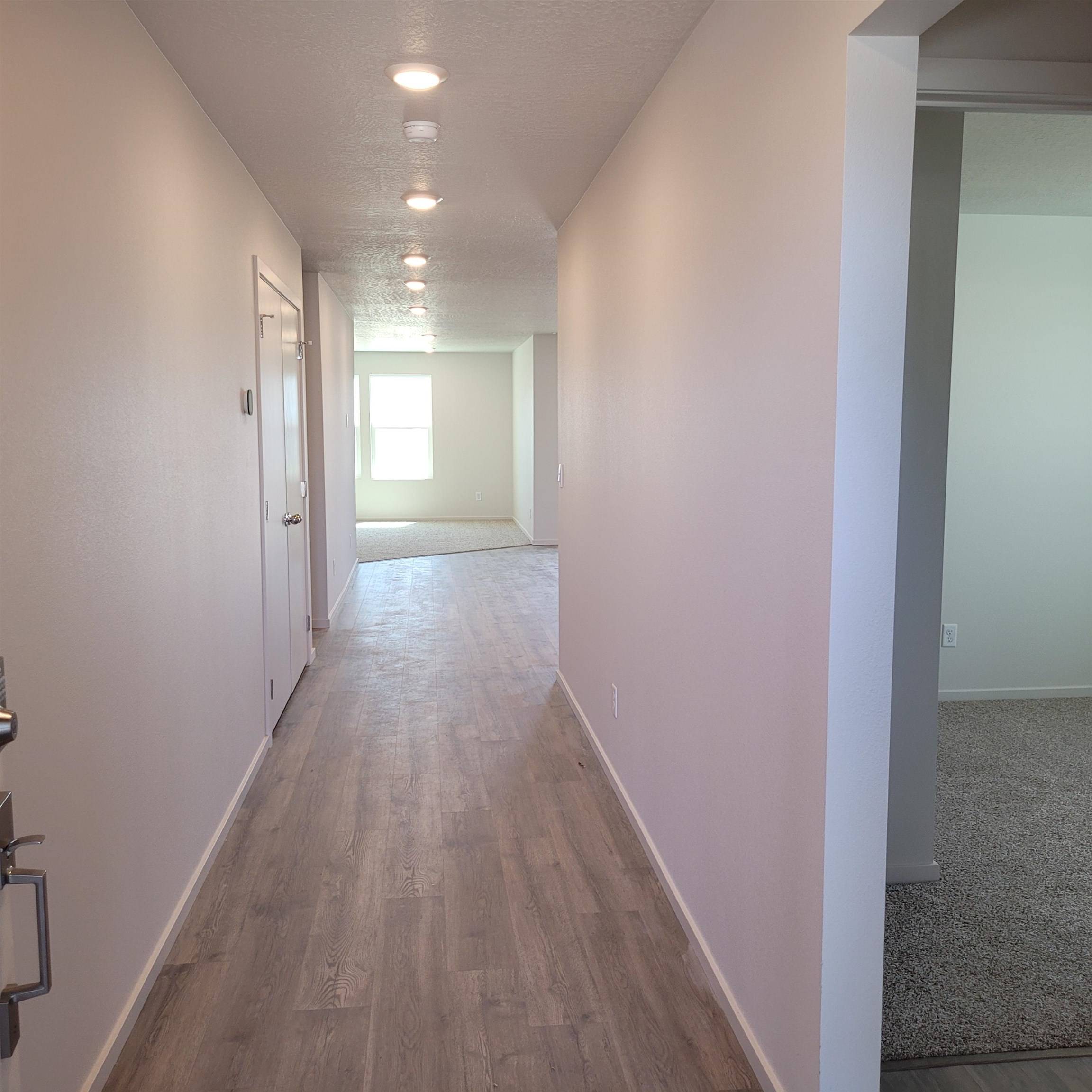112 S Pippin Ave, Deer Park, WA 99006