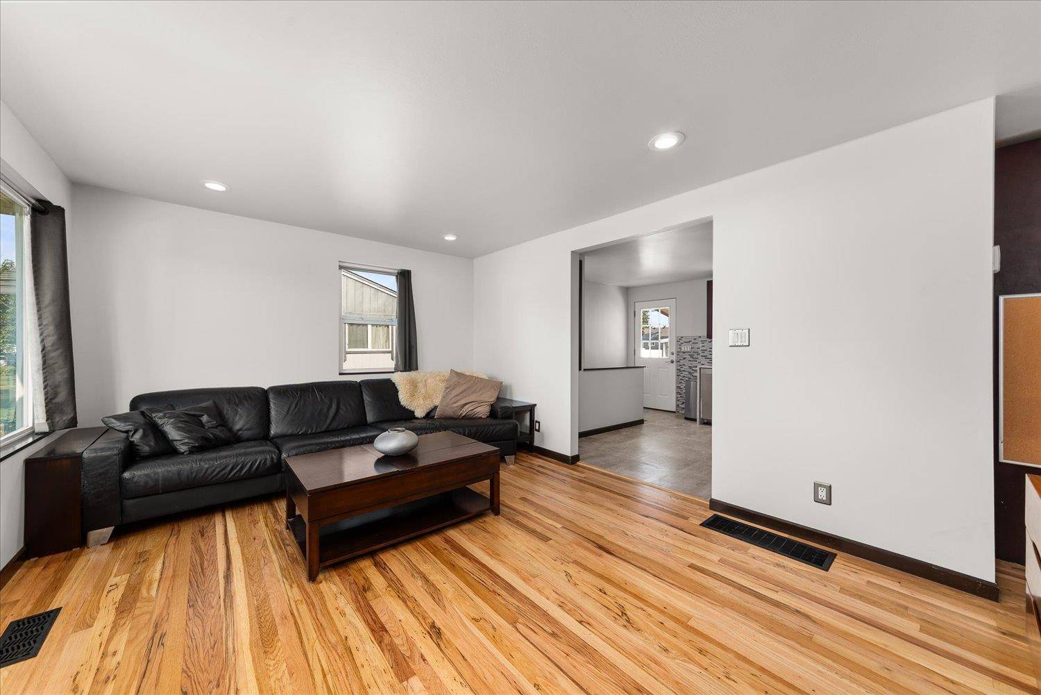 1312 W Nebraska Ave, Spokane, WA 99205