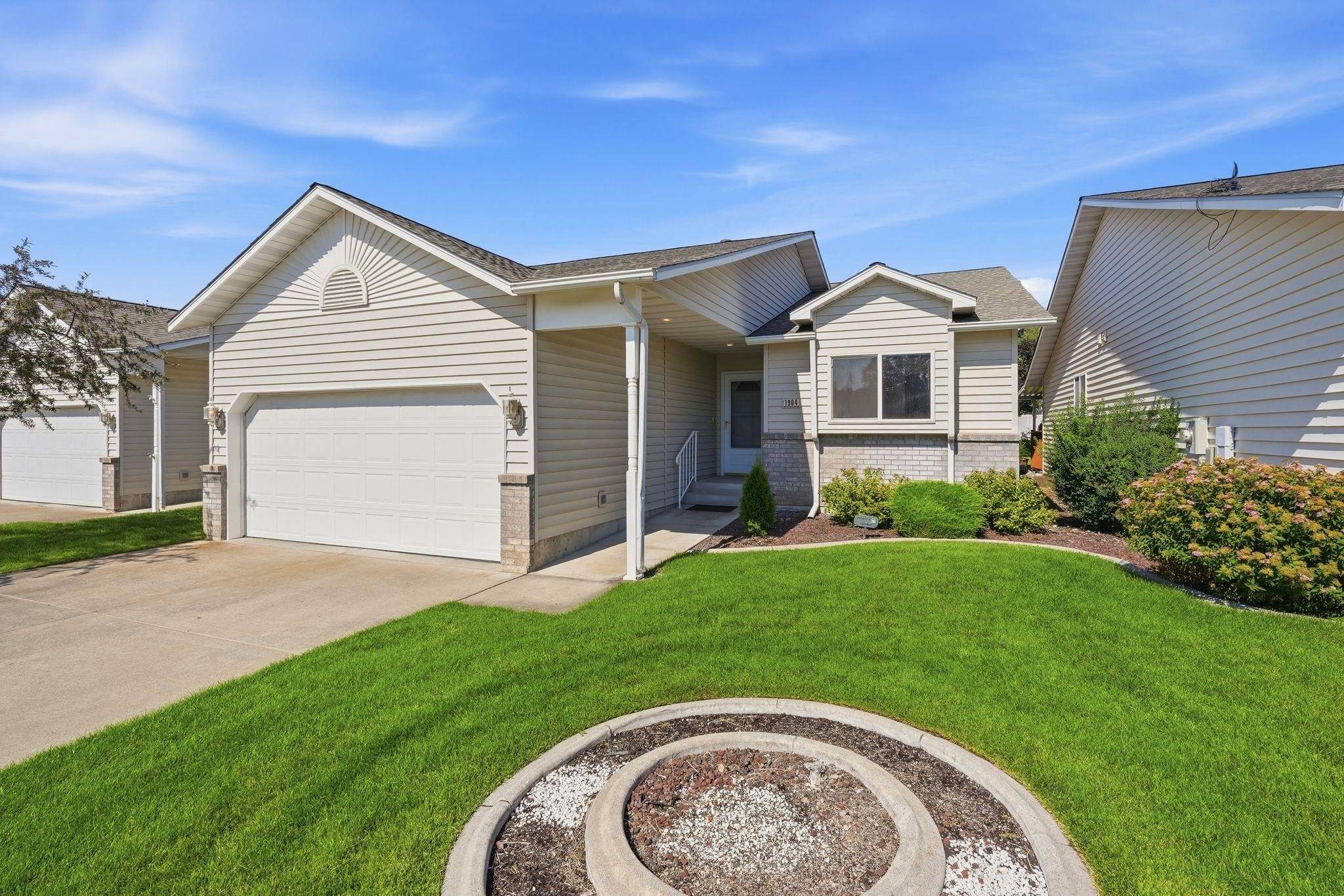 1904 S Century Ln, Spokane Valley, WA 99037