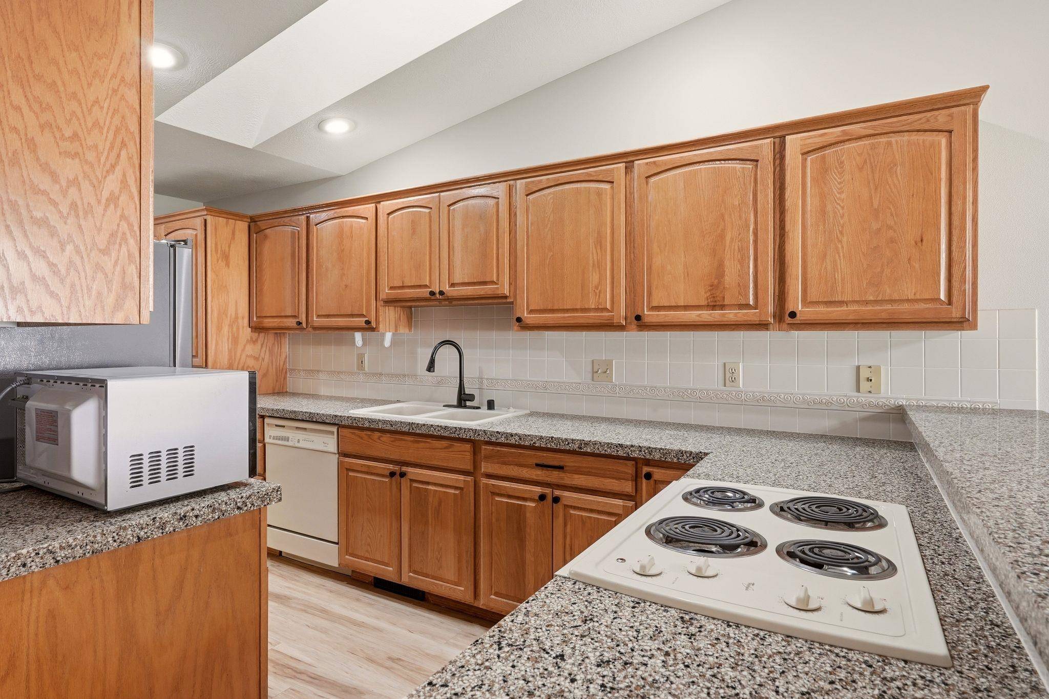 1904 S Century Ln, Spokane Valley, WA 99037