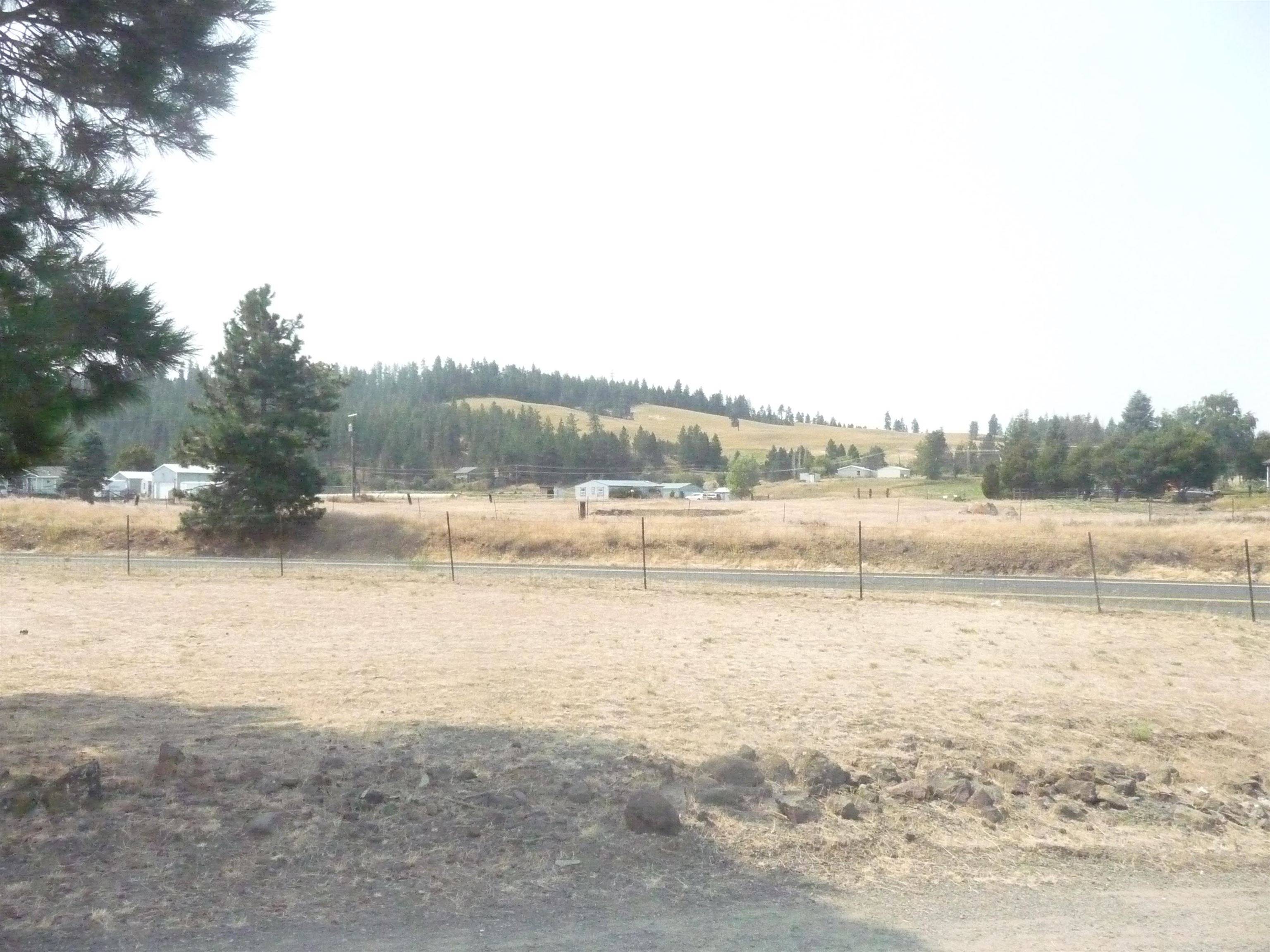 13724 W Medical Lakes 4 Lakes Rd, Four Lakes, WA 99004