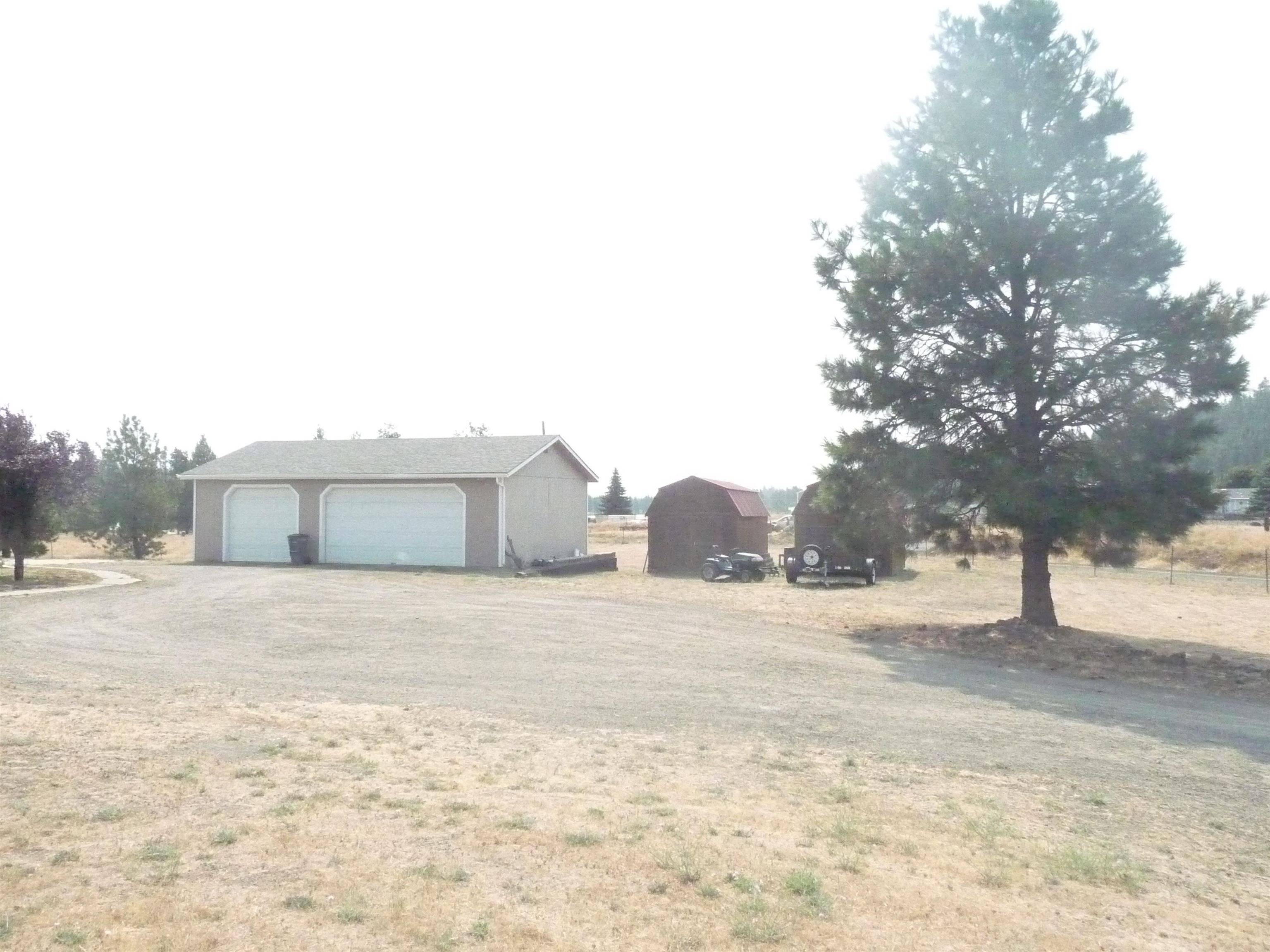 13724 W Medical Lakes 4 Lakes Rd, Four Lakes, WA 99004