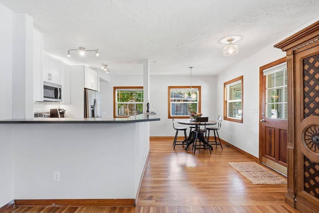 13804 E 16th Ave, Spokane Valley, WA 99216