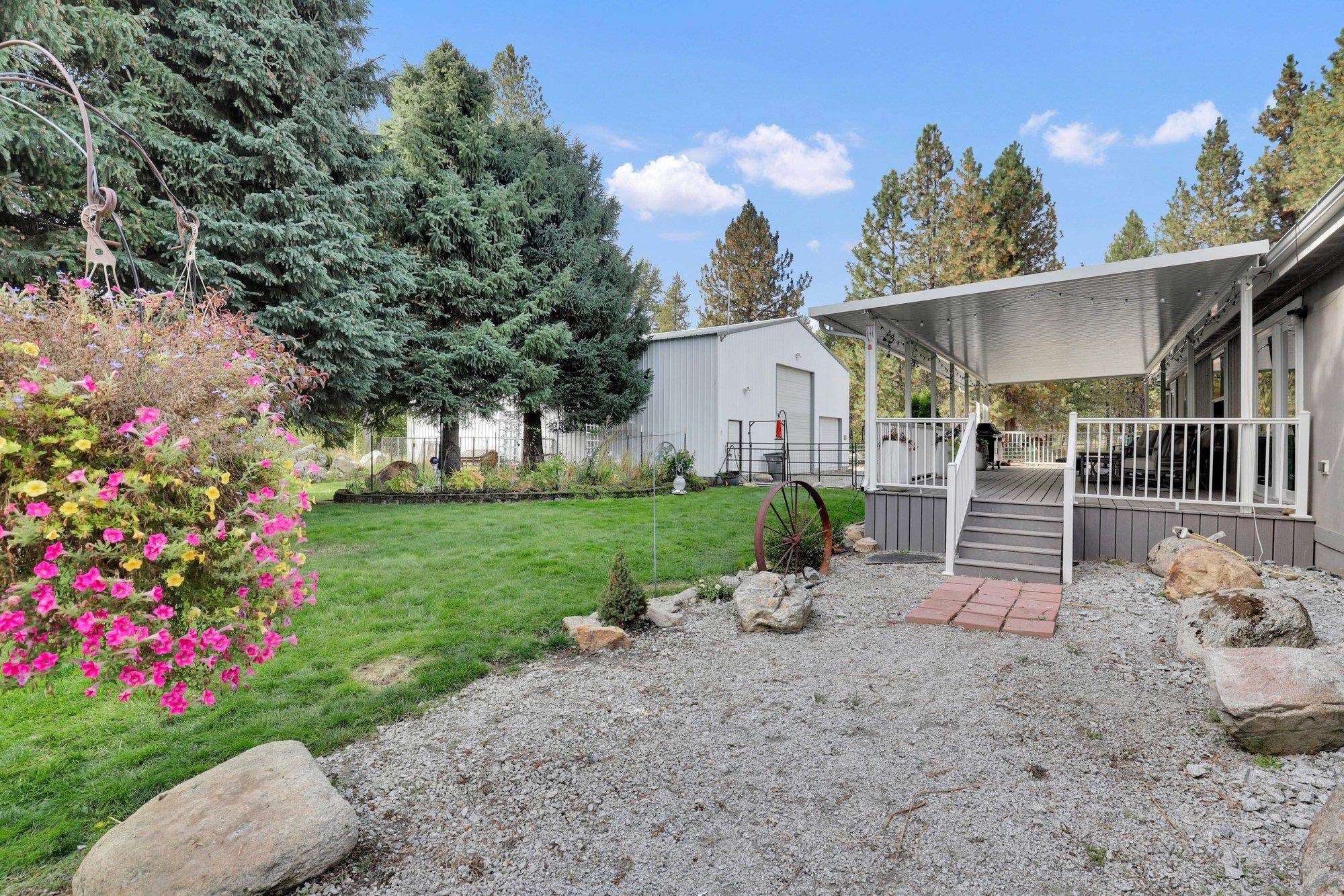 38911 N Newport Hwy, Elk, WA 99009
