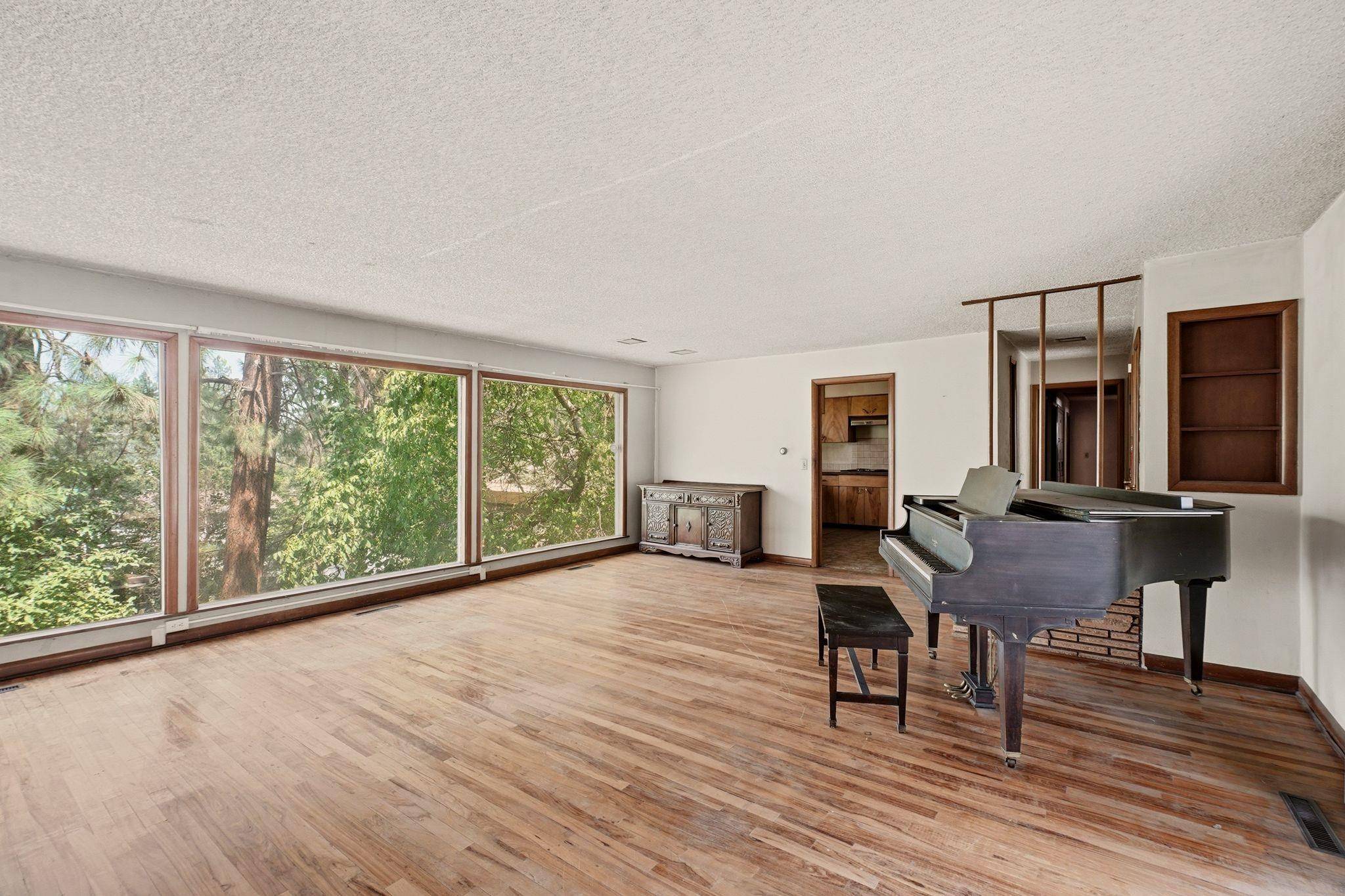 4015 E 17th Ave, Spokane, WA 99223