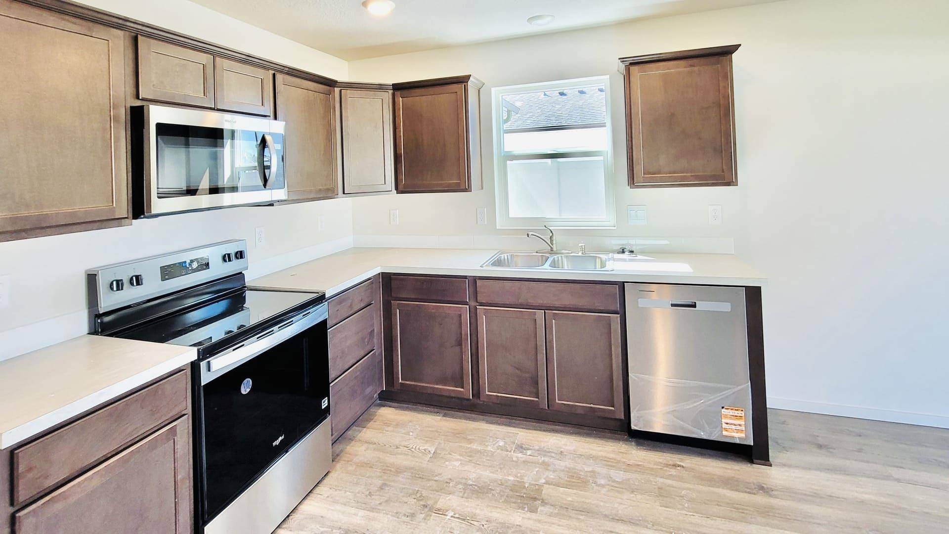 120 S Pippin Ave, Deer Park, WA 99006