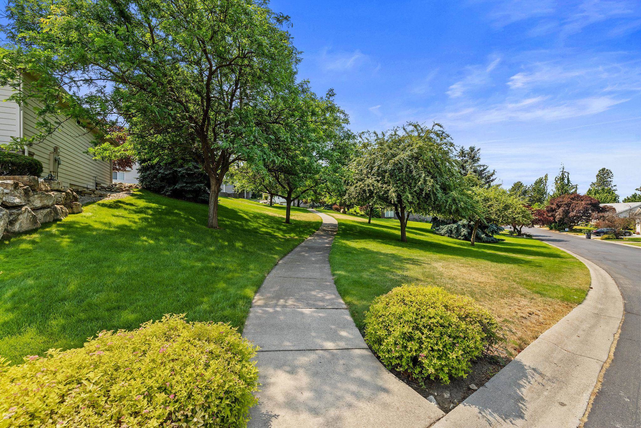 4422 E North Glenngrae Ln, Spokane, WA 99223