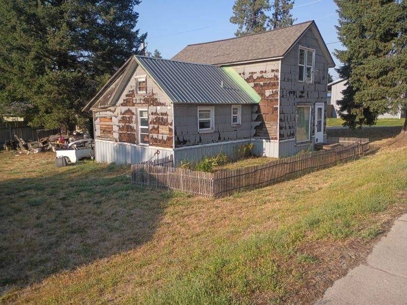 1300 W 1st Ave, Newport, WA 99156