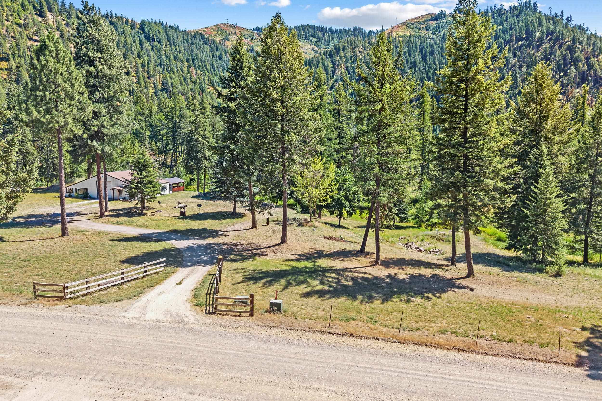4151 Grouse Creek Rd, Loon Lake, WA 99148