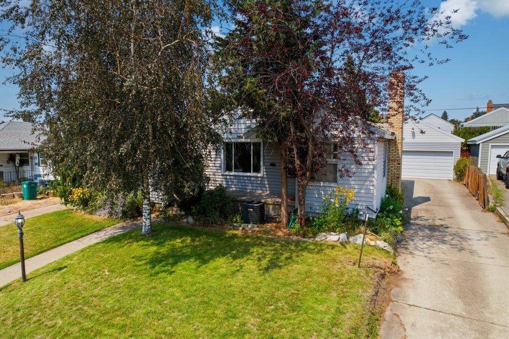 2804 W LONGFELLOW AVE. Ave, Spokane, WA 99205