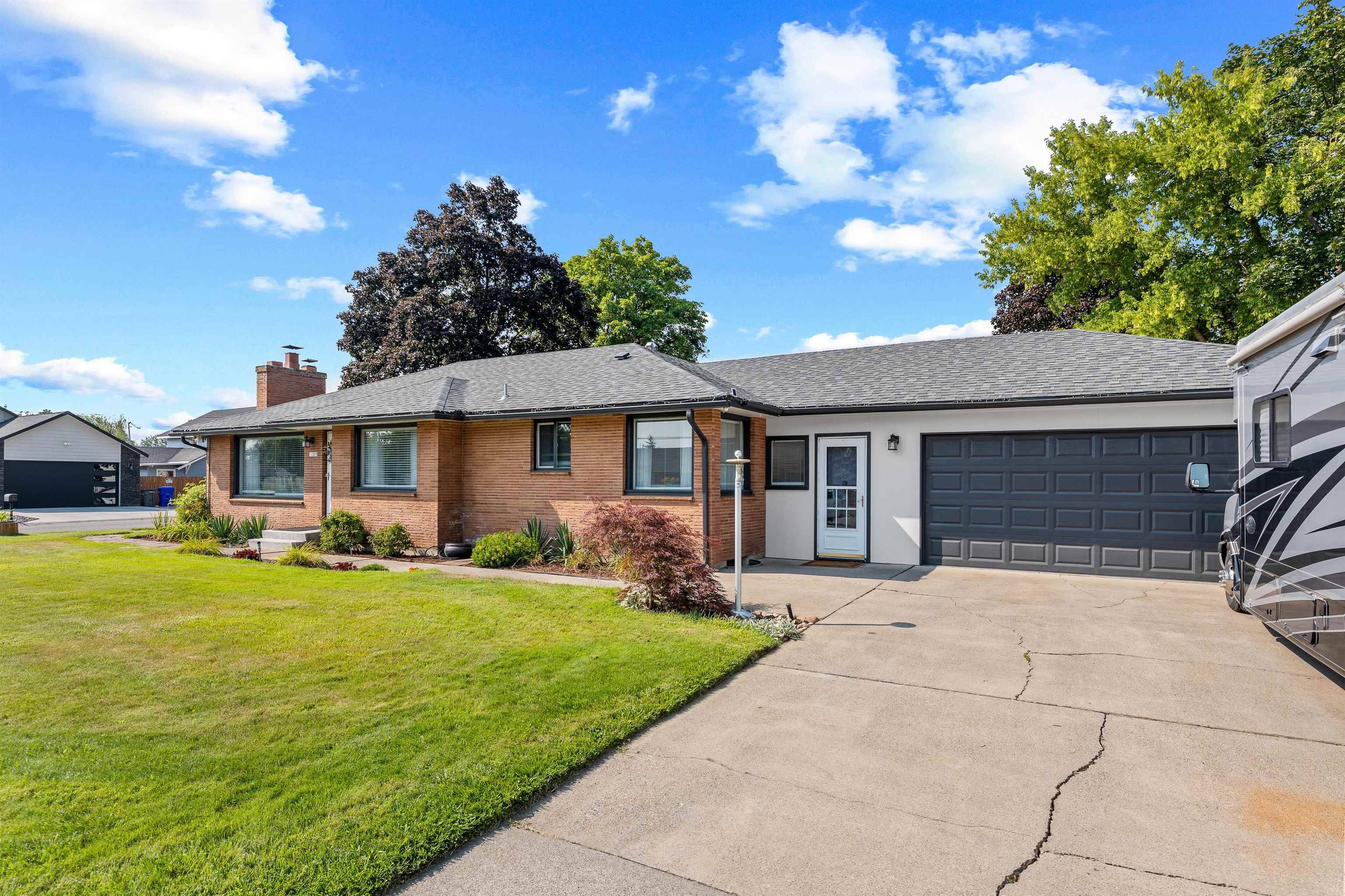 11207 E Broadway Ave, Spokane Valley, WA 99206