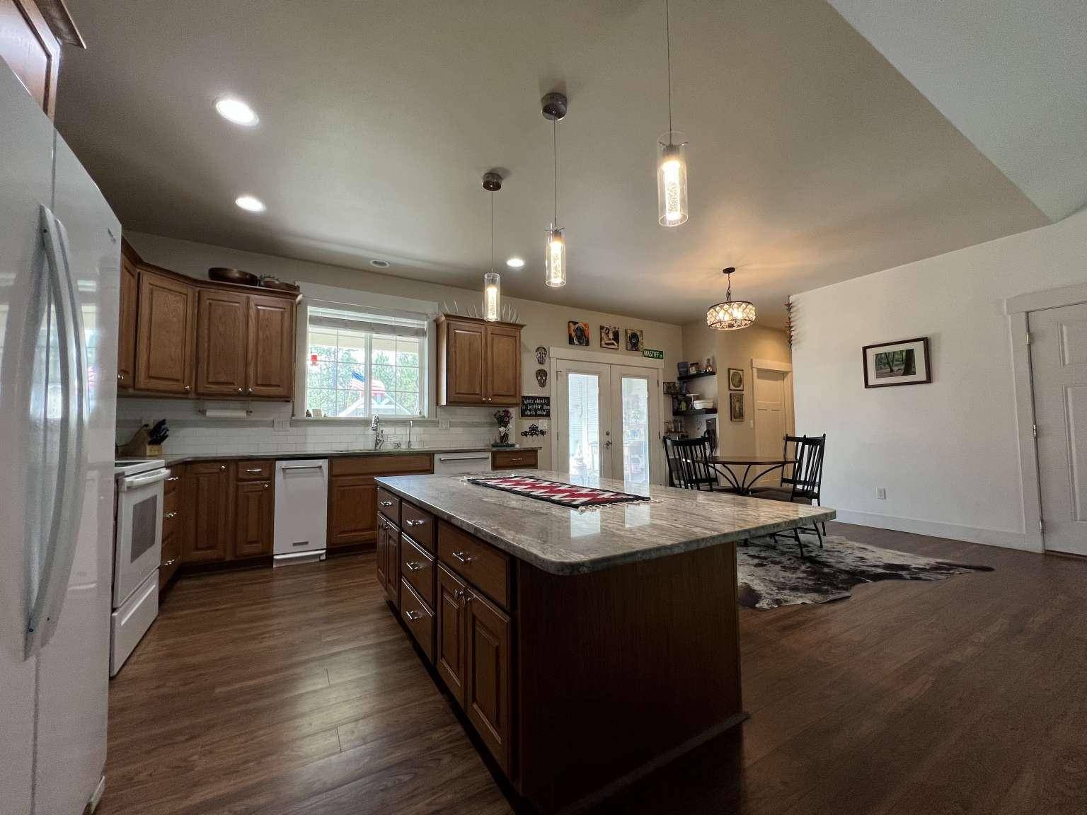 6282 W Bluebird WAY, Deer Park, WA 99006