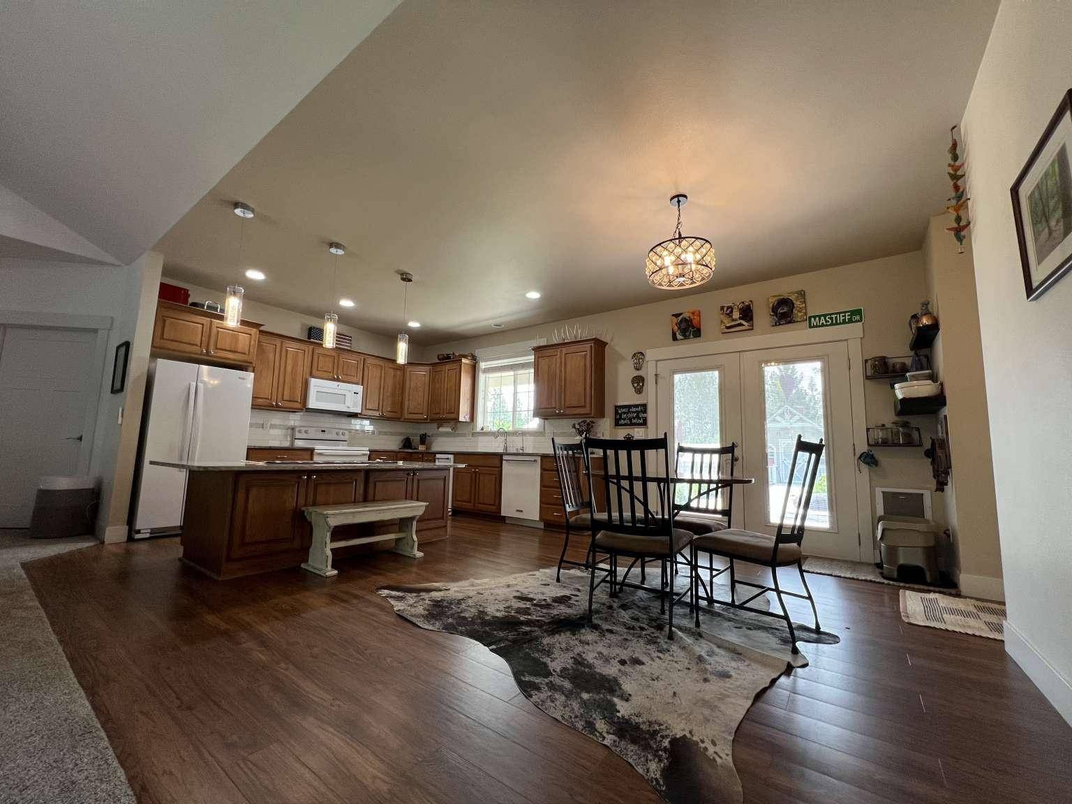 6282 W Bluebird WAY, Deer Park, WA 99006
