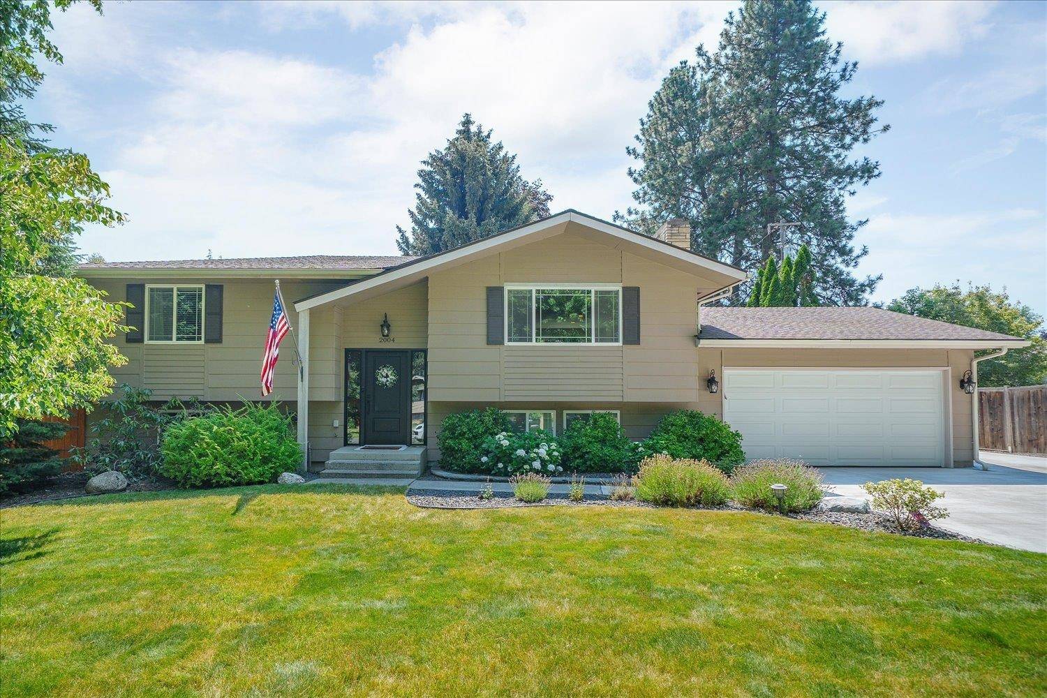 2004 E 55th Ave, Spokane, WA 99223