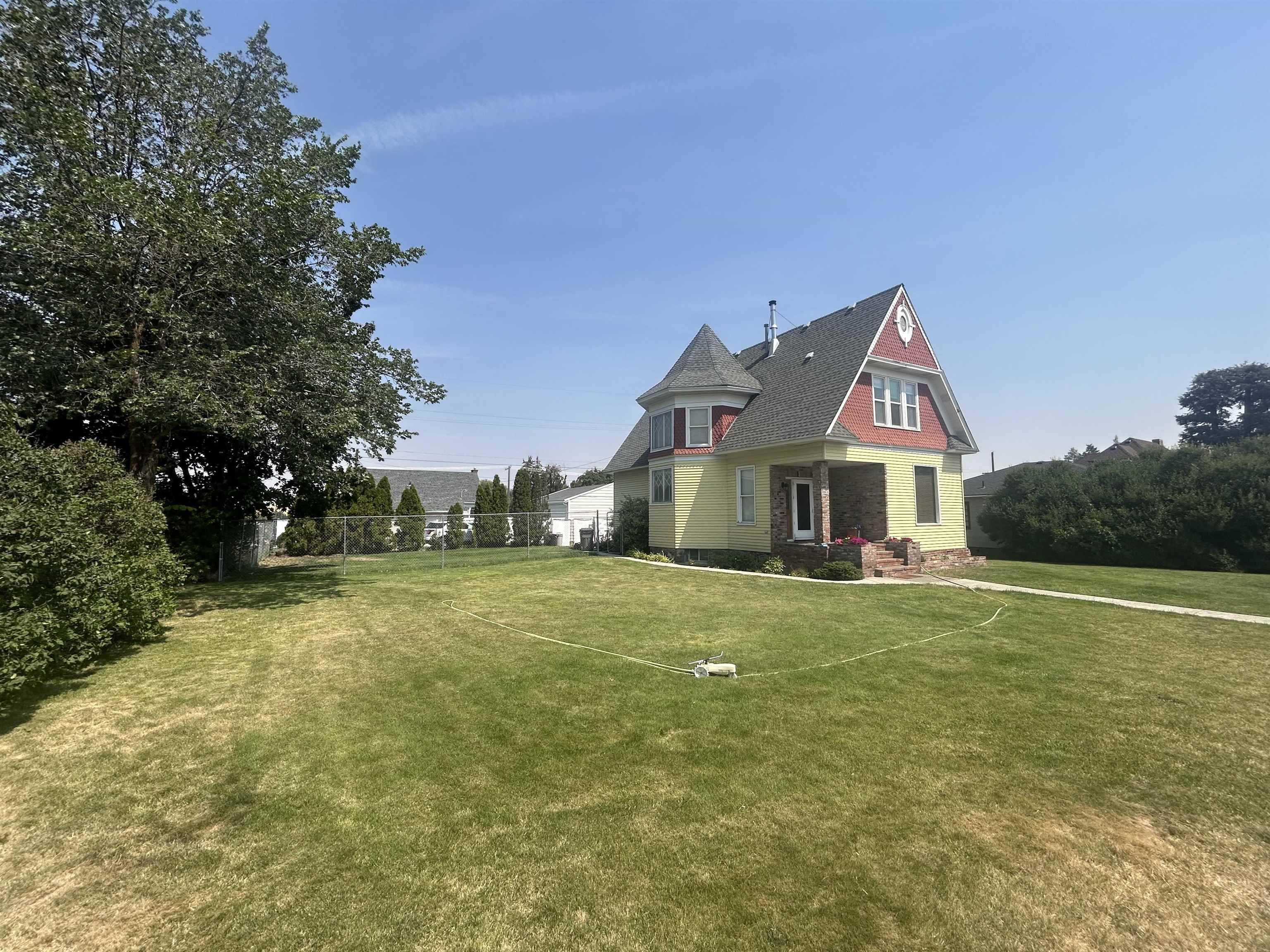 520 Marshall St, Davenport, WA 99122