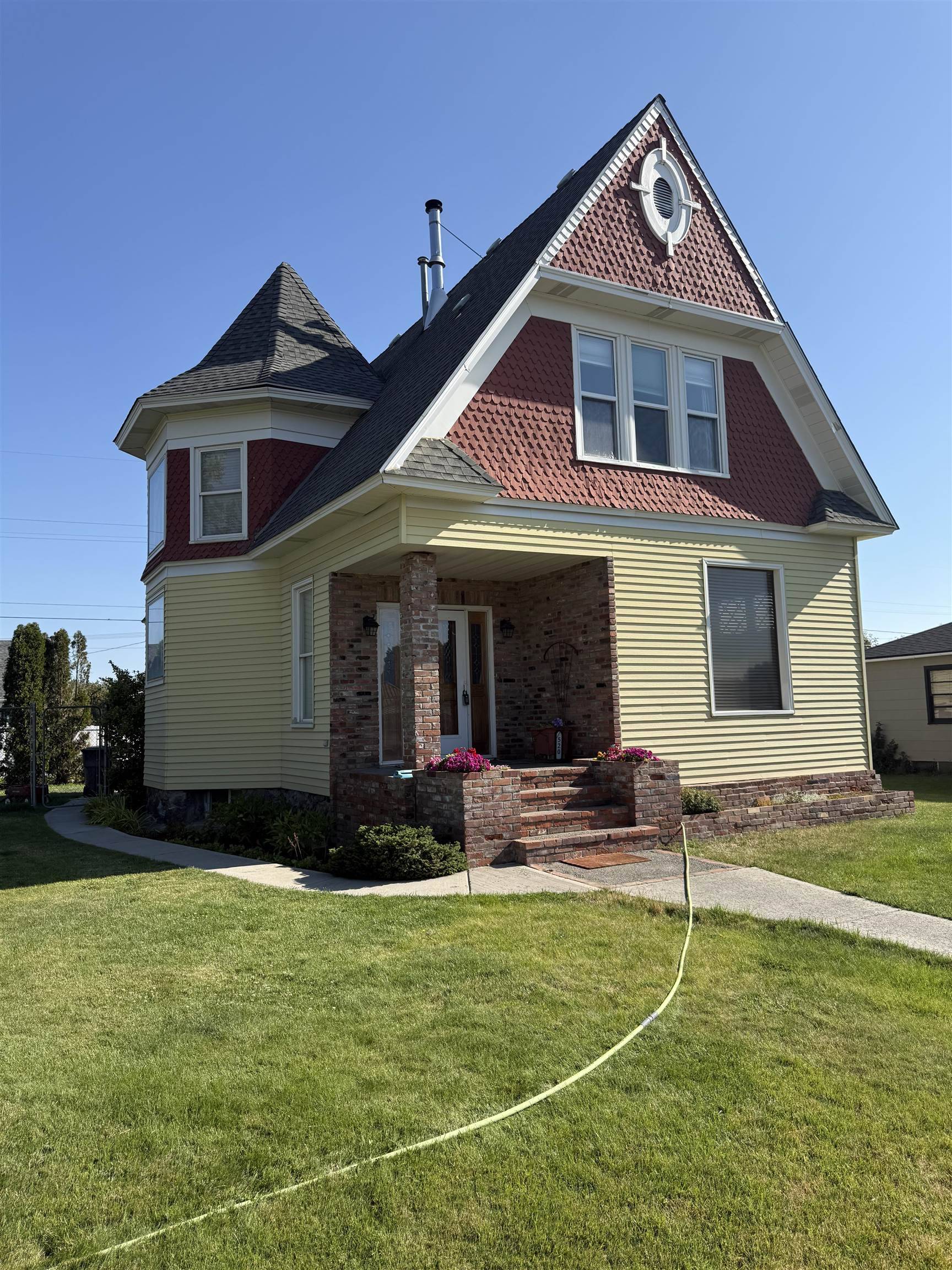 520 Marshall St, Davenport, WA 99122