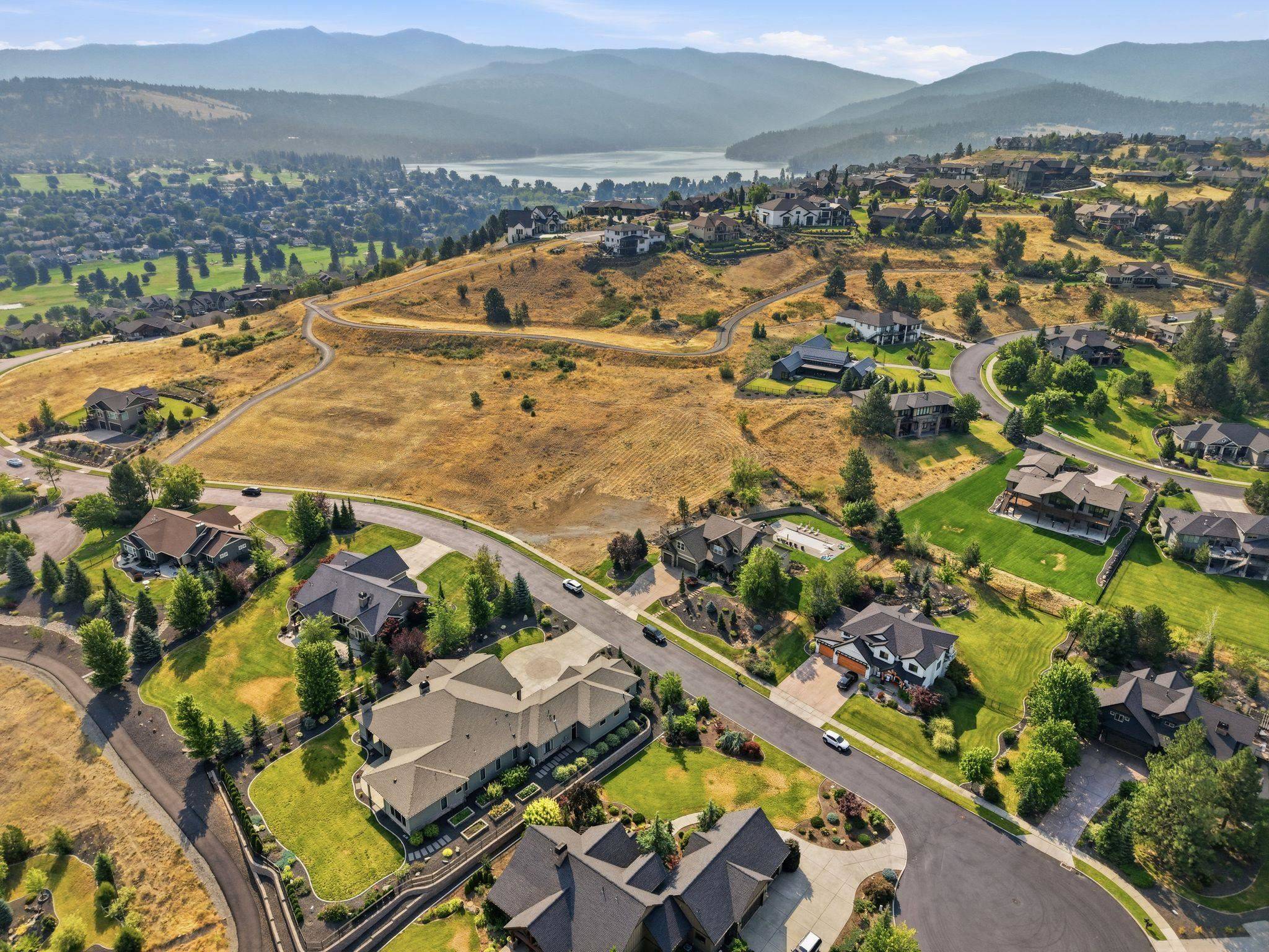 760 N Holiday Hills Dr, Liberty Lake, WA 99019