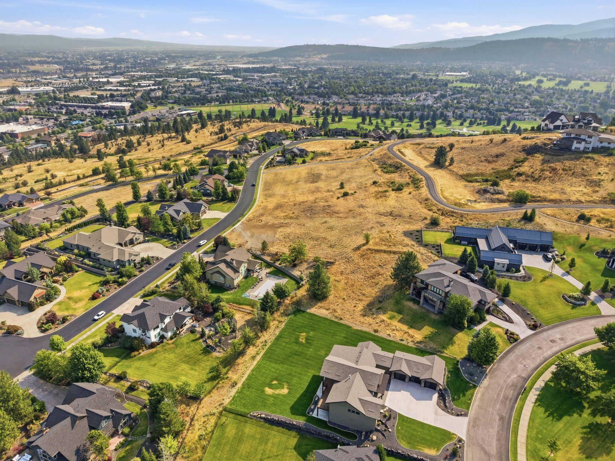 760 N Holiday Hills Dr, Liberty Lake, WA 99019
