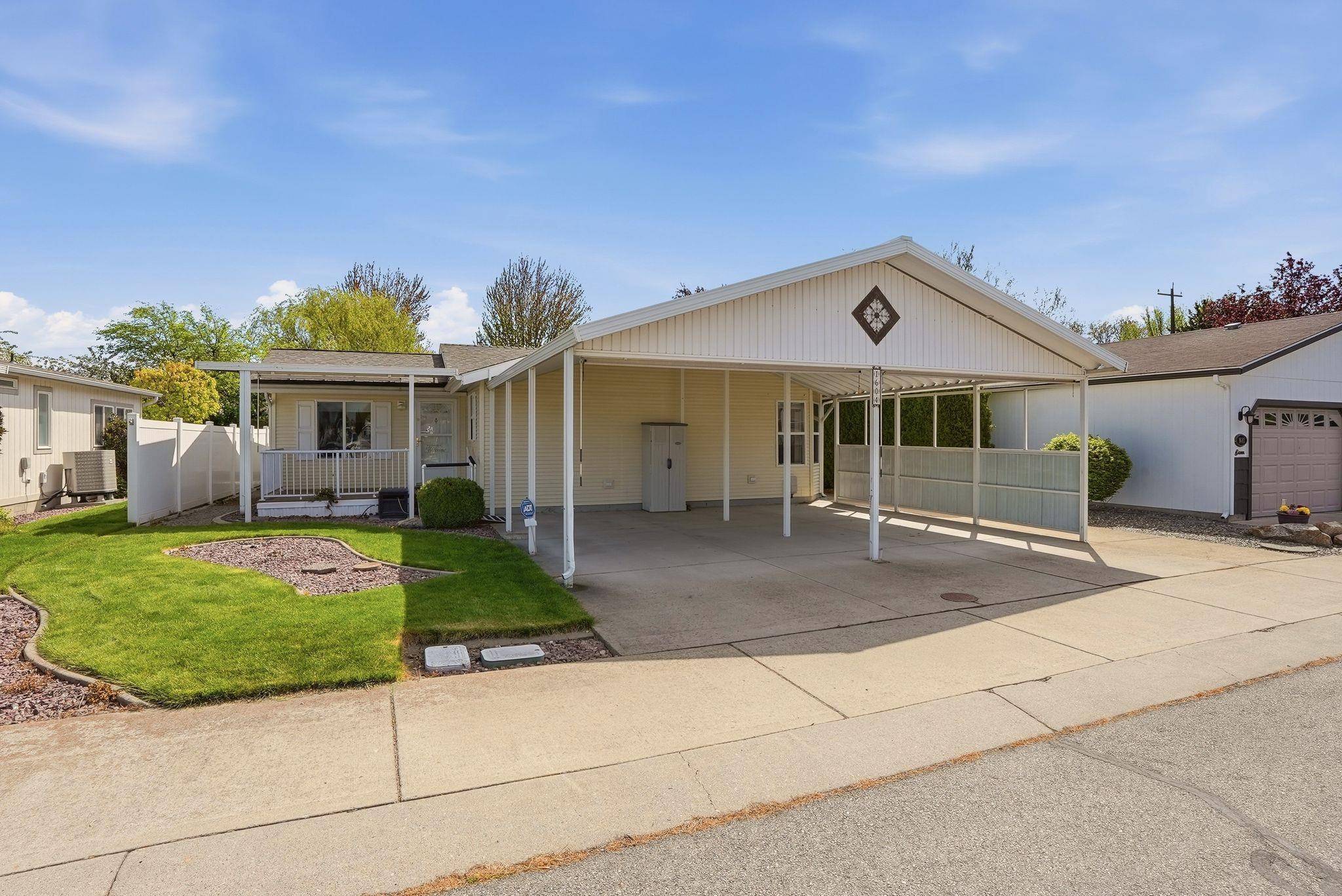 1604 N Hodges Ln ##8, Spokane Valley, WA 99016