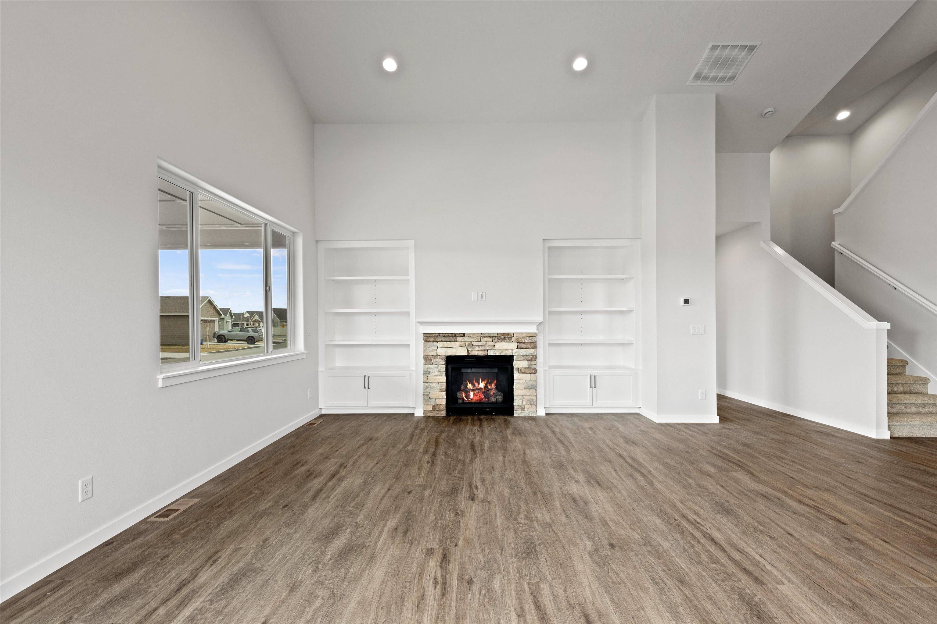 12225 N VALENCIA Ave, Spokane, WA 99218