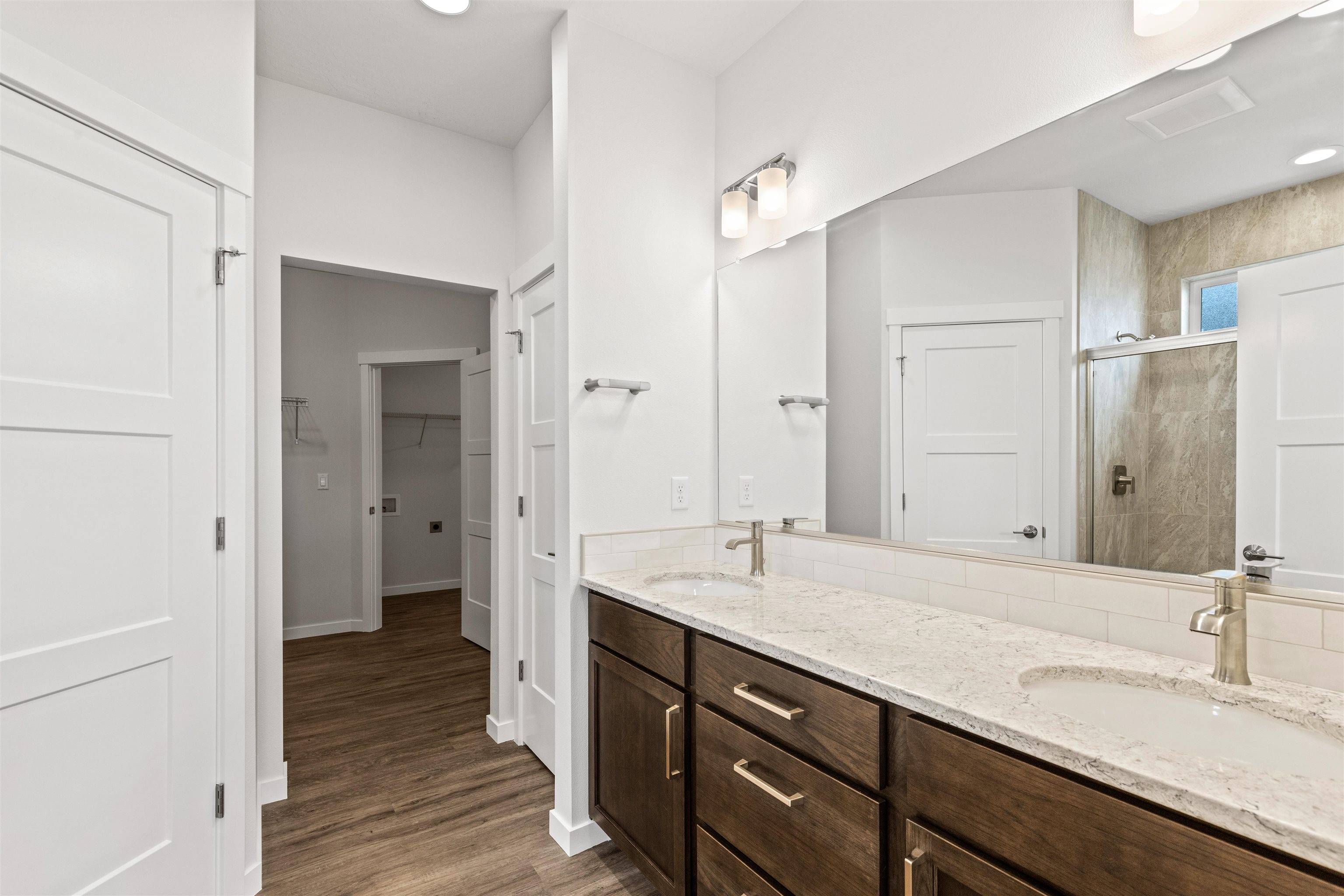12225 N VALENCIA Ave, Spokane, WA 99218