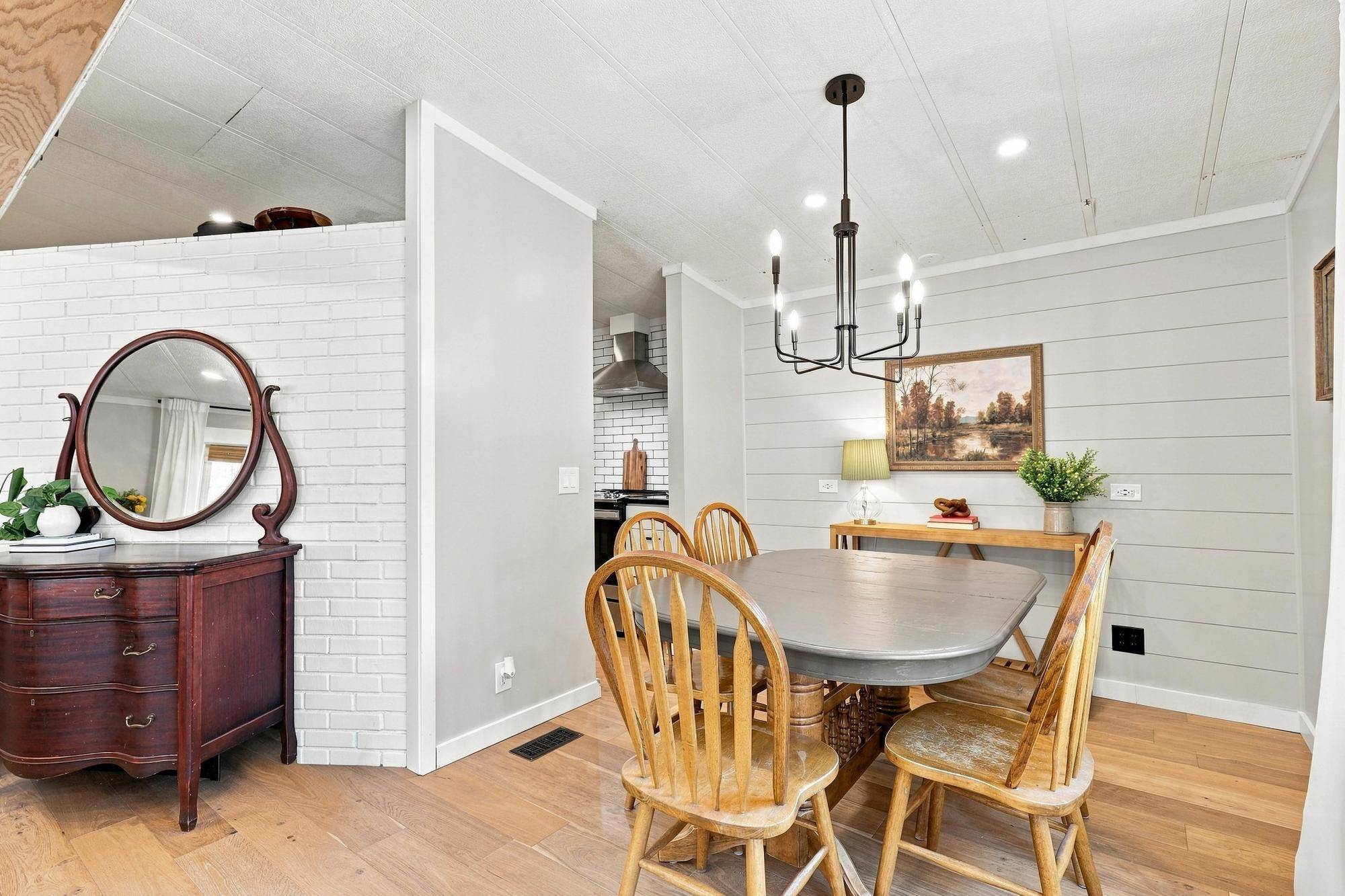 15325 W Charles Rd, Nine Mile Falls, WA 99026